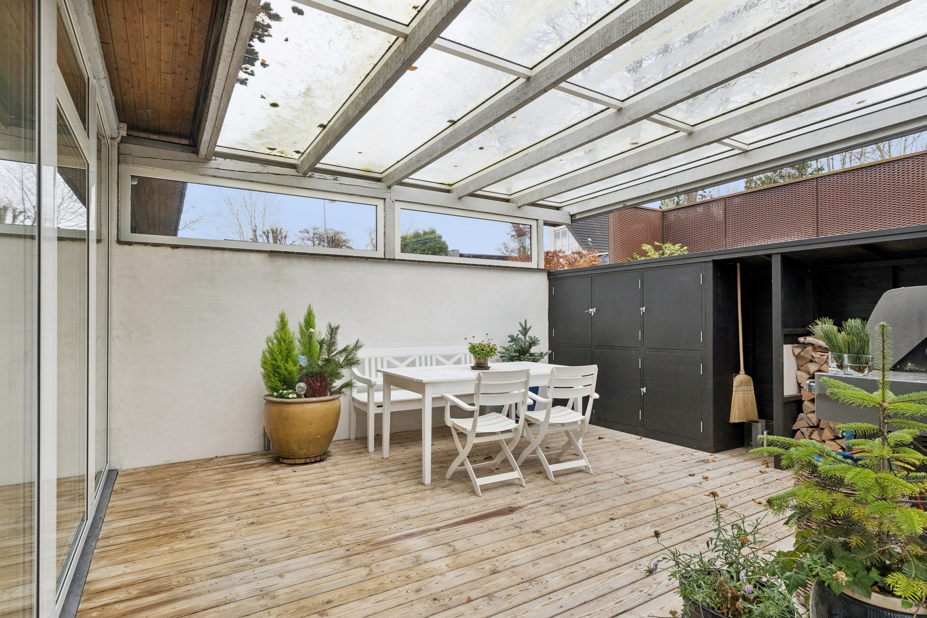 Fremhævet terrasse billede i fuldskærmstilstand. Billede af Søvej 9, 3100 Hornbæk