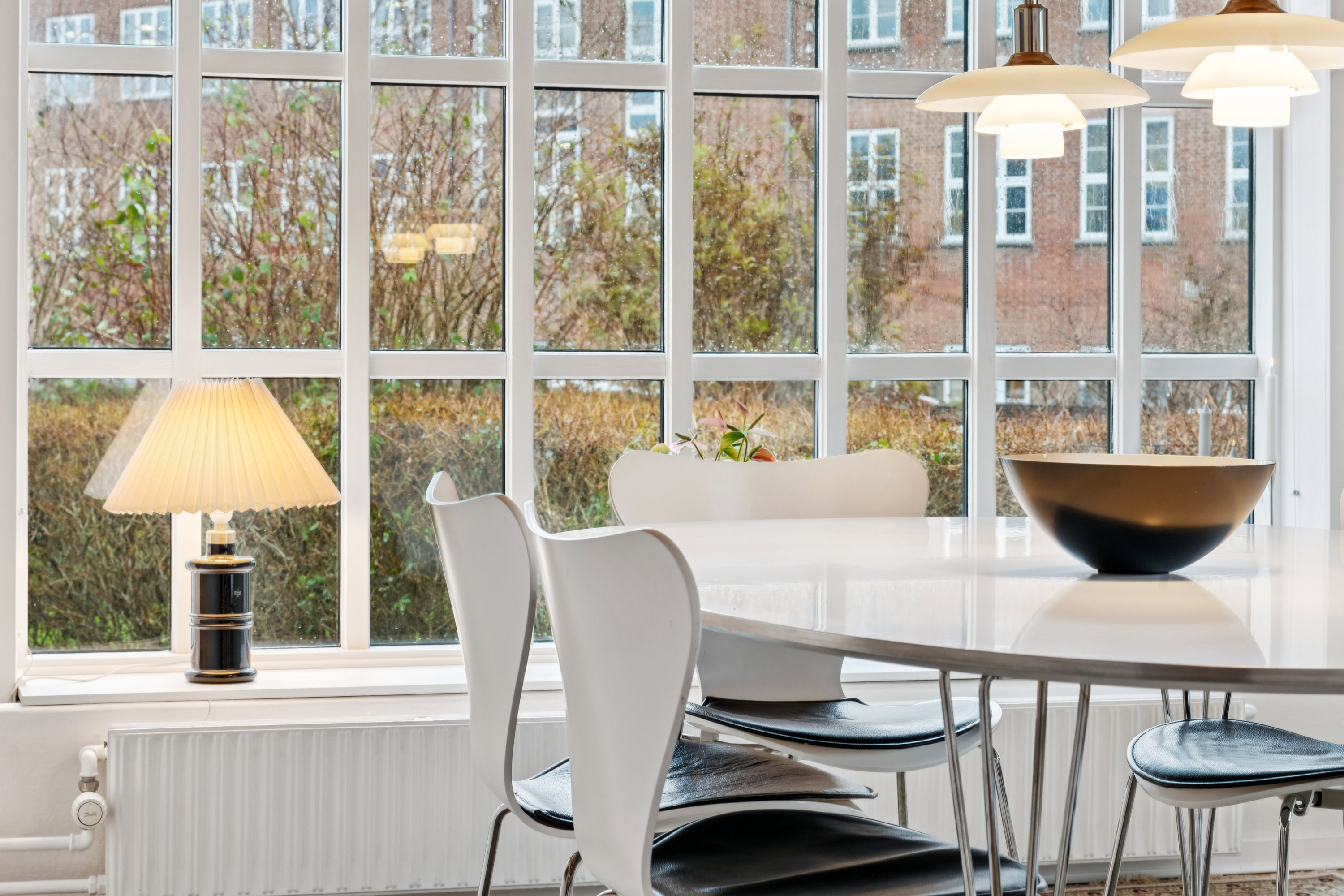 Fremhævet stue billede i fuldskærmstilstand. Billede af Grundtvigsvej 1, Vejgaard , 9000 Aalborg