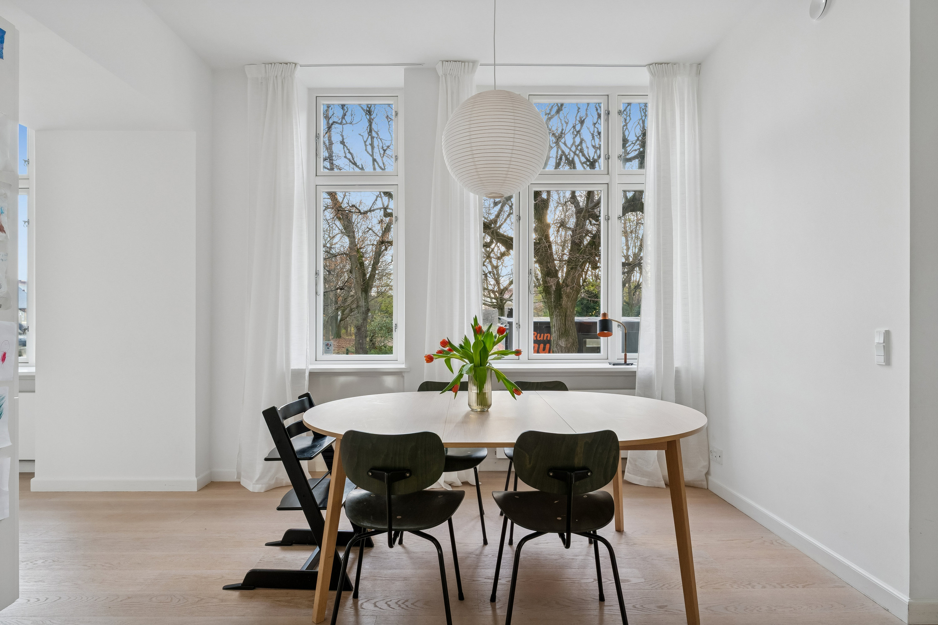 Fremhævet stue billede i fuldskærmstilstand. Billede af Stockholmsgade 61, st.. th., 2100 København Ø