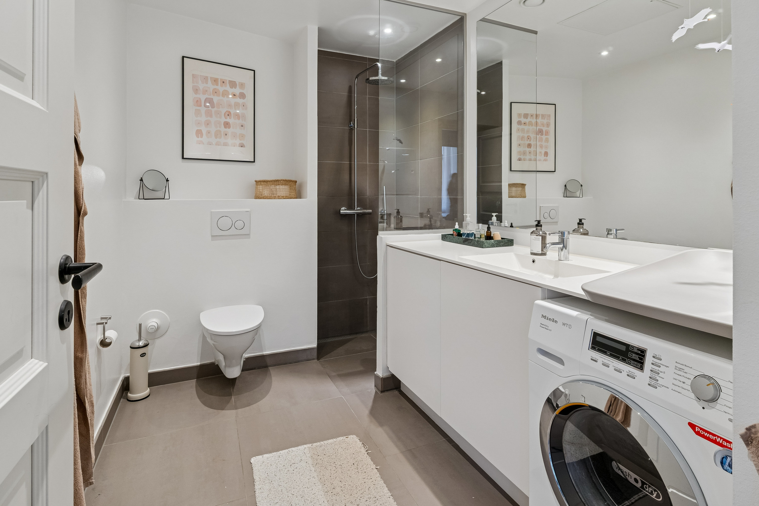 Fremhævet badeværelse billede i fuldskærmstilstand. Billede af Stockholmsgade 61, st.. th., 2100 København Ø