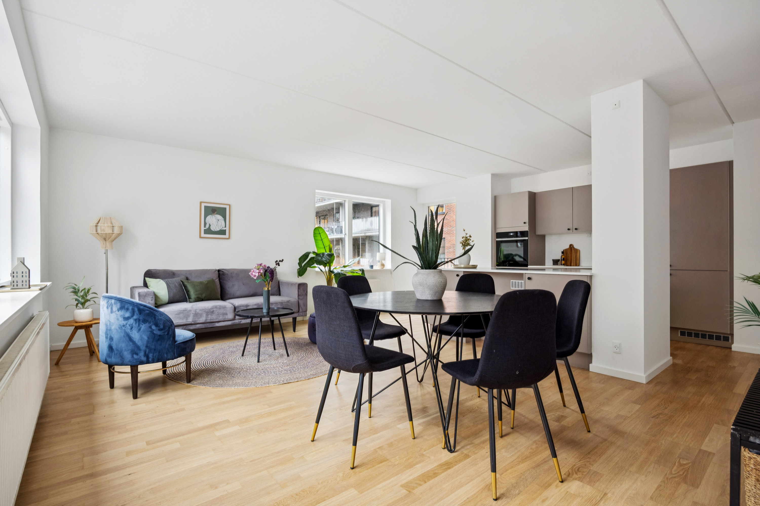 Fremhævet stue billede i fuldskærmstilstand. Billede af Nimbusparken 7, st.. 1., 2000 Frederiksberg