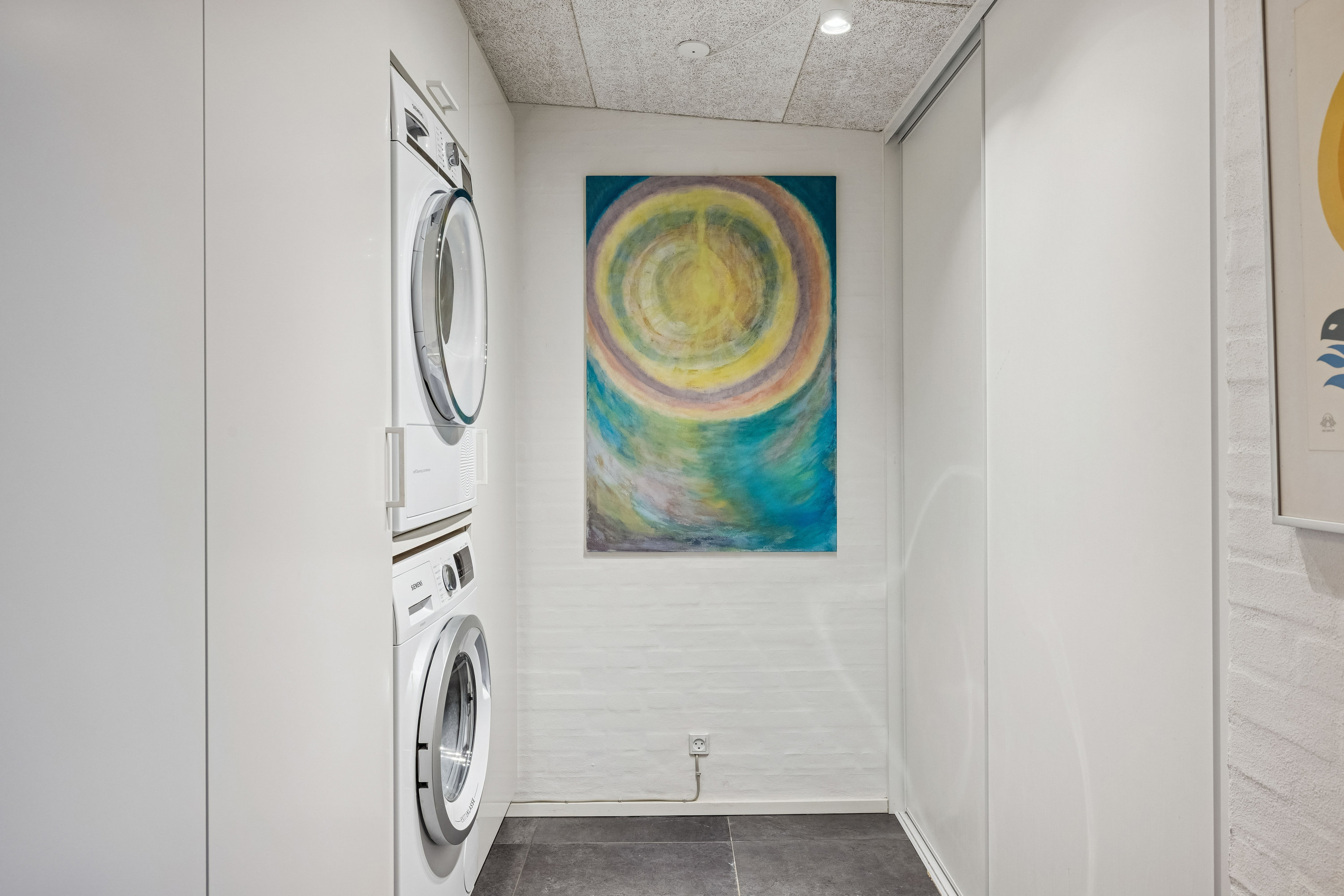 Fremhævet gang billede i fuldskærmstilstand. Billede af Strandparken 6, 8410 Rønde