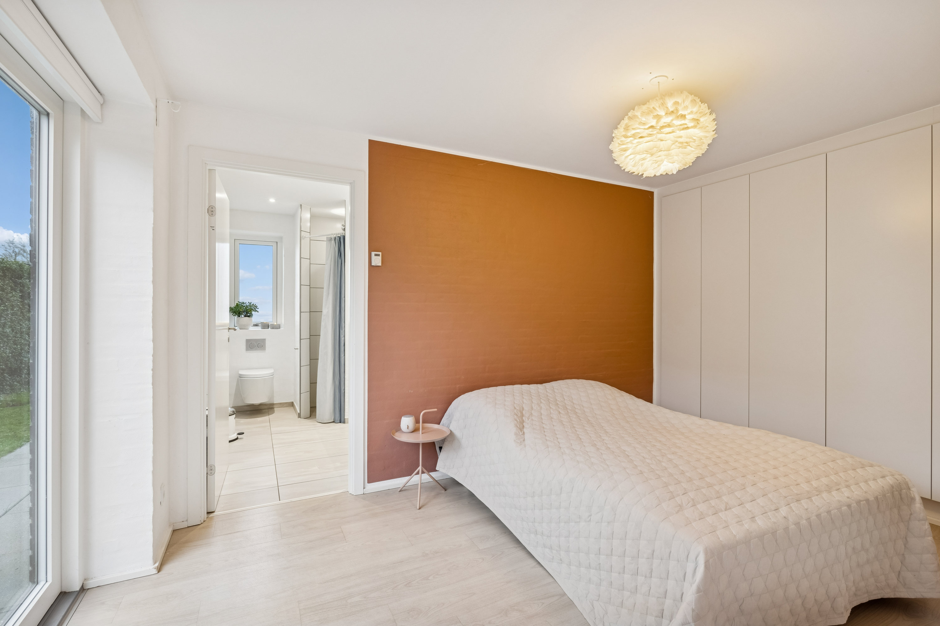 Fremhævet værelse billede i fuldskærmstilstand. Billede af Ladegårdsparken 96, 8410 Rønde