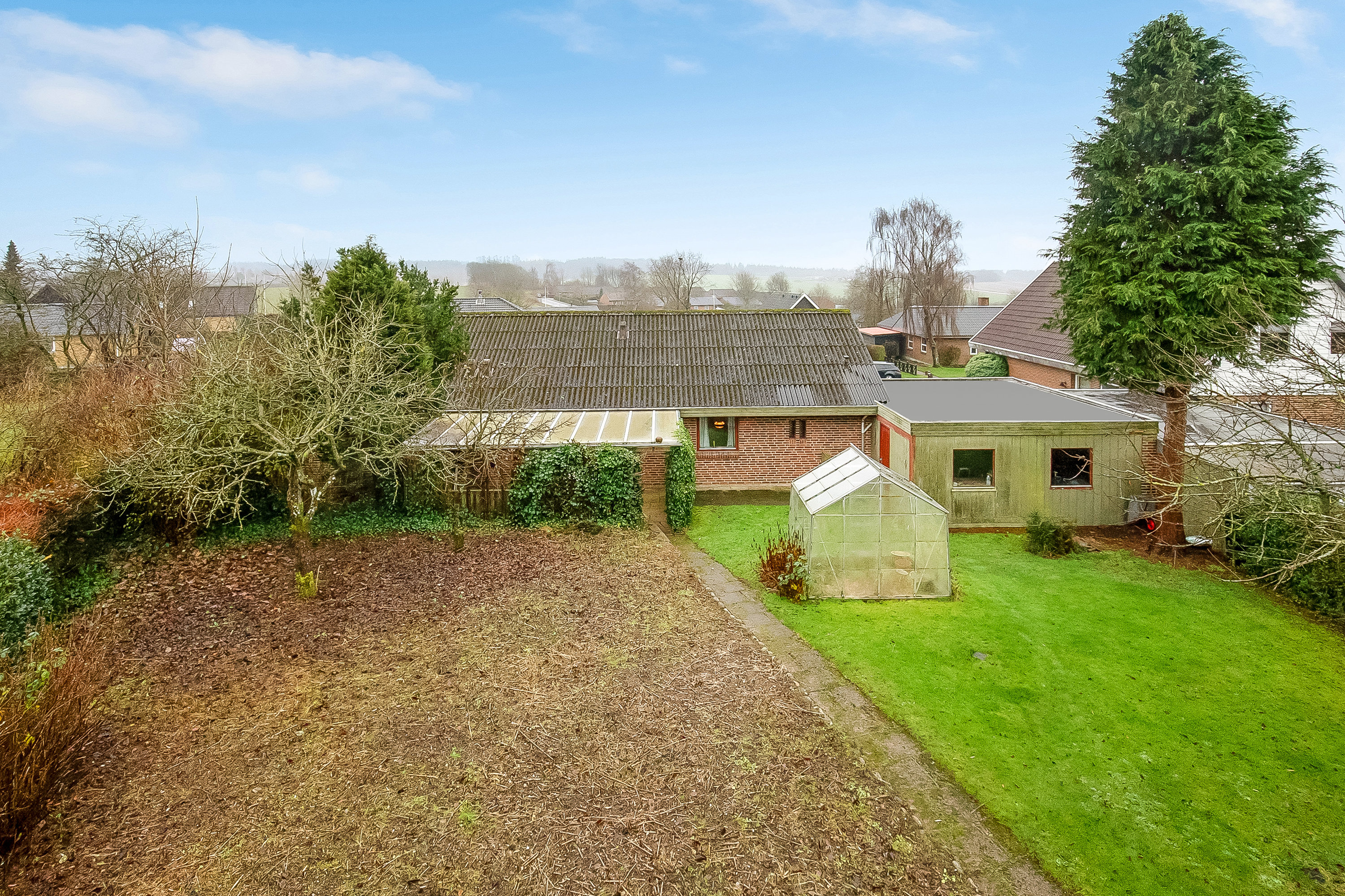 Fremhævet mastefoto billede i fuldskærmstilstand. Billede af Lindbjerg Alle 57, 8766 Nørre Snede