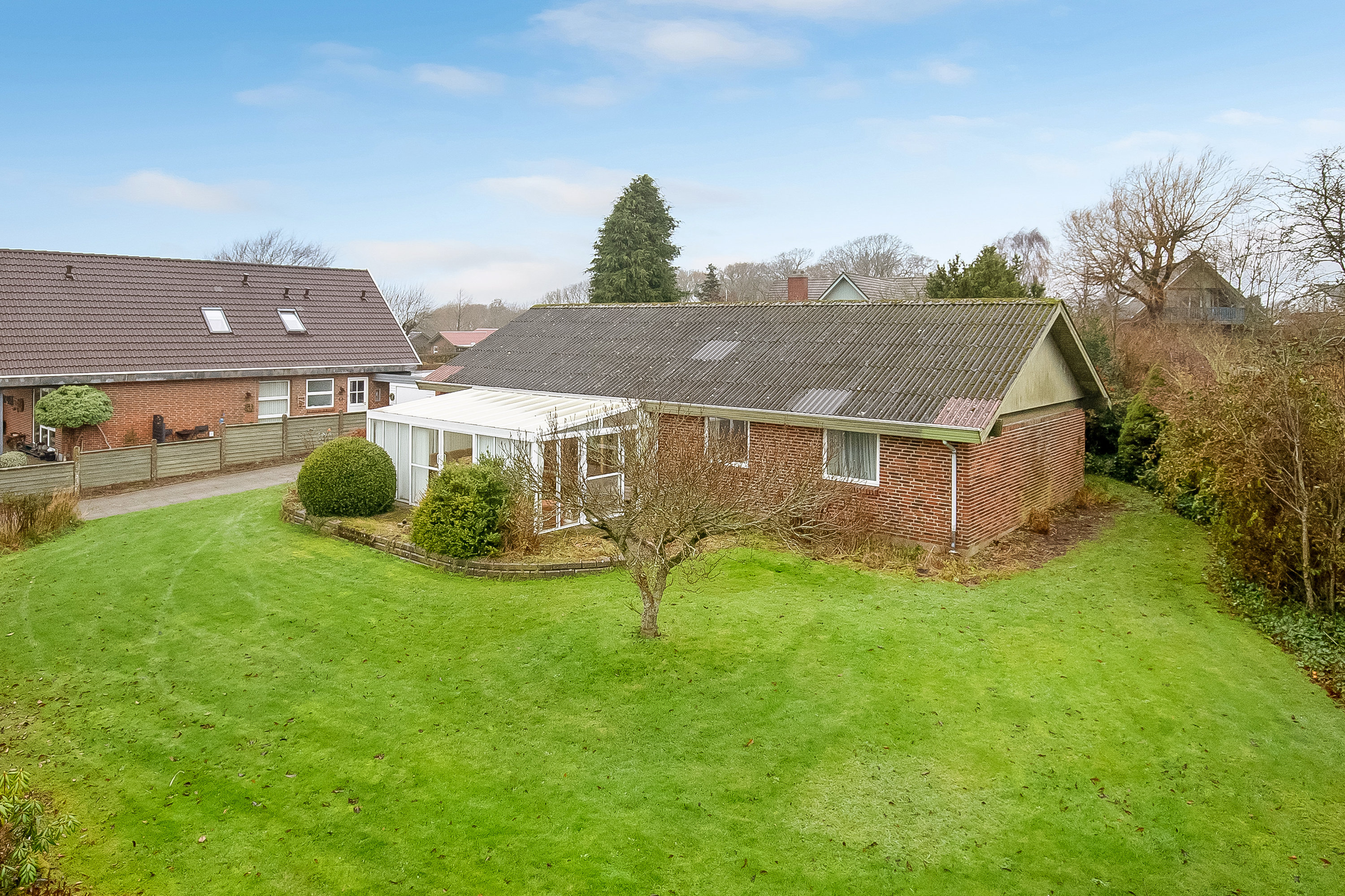 Miniaturebillede 1: mastefoto. Billede af Lindbjerg Alle 57, 8766 Nørre Snede