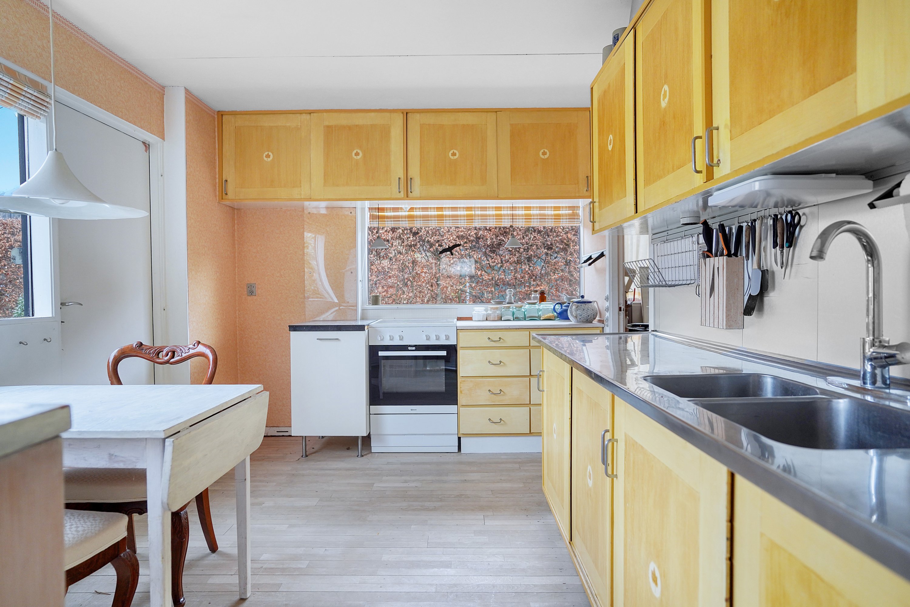 Fremhævet køkken billede i fuldskærmstilstand. Billede af Stormly 17, Hareskov, 3500 Værløse