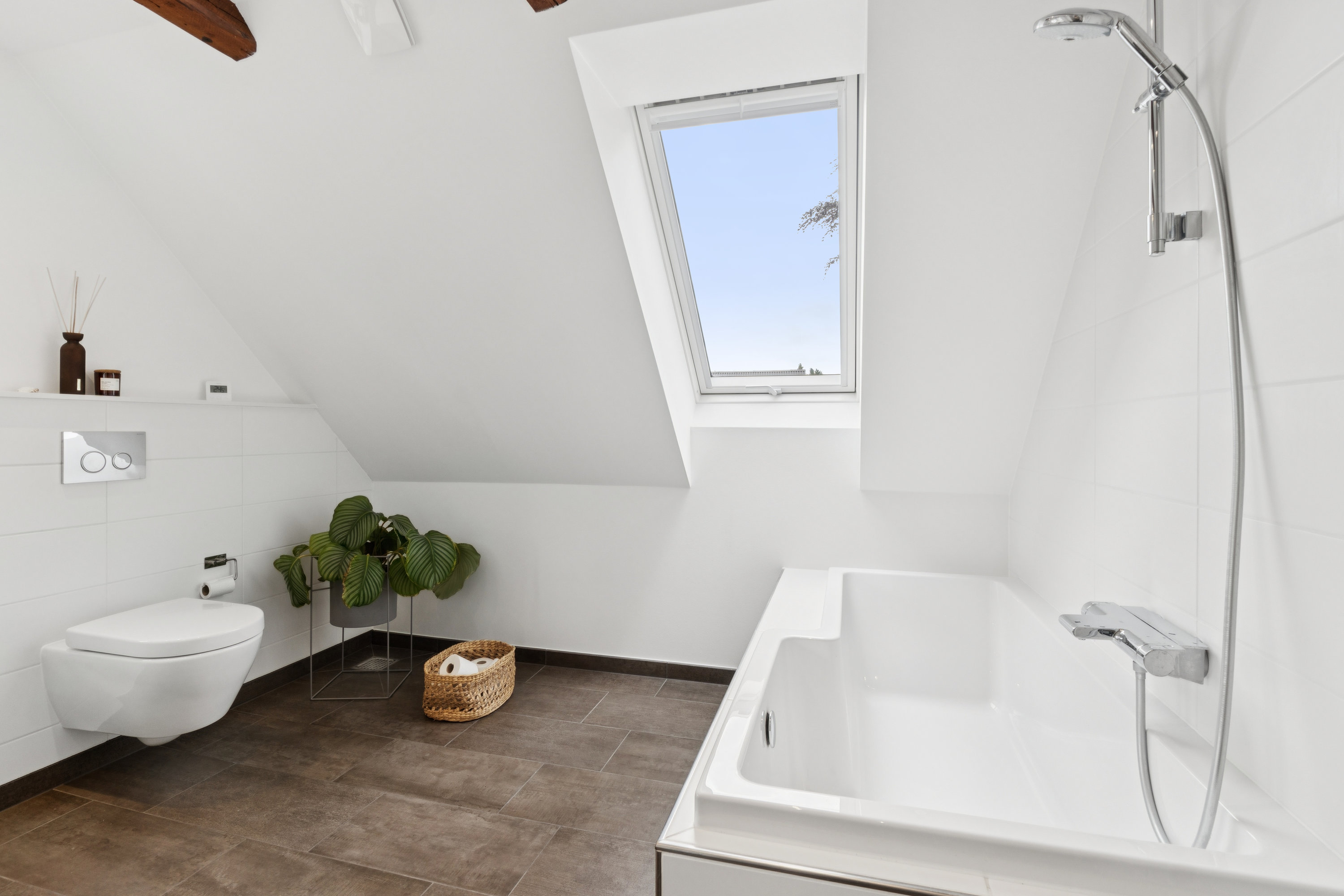 Fremhævet  billede i fuldskærmstilstand. Billede af Thorsgade 7, Vejgaard, 9000 Aalborg