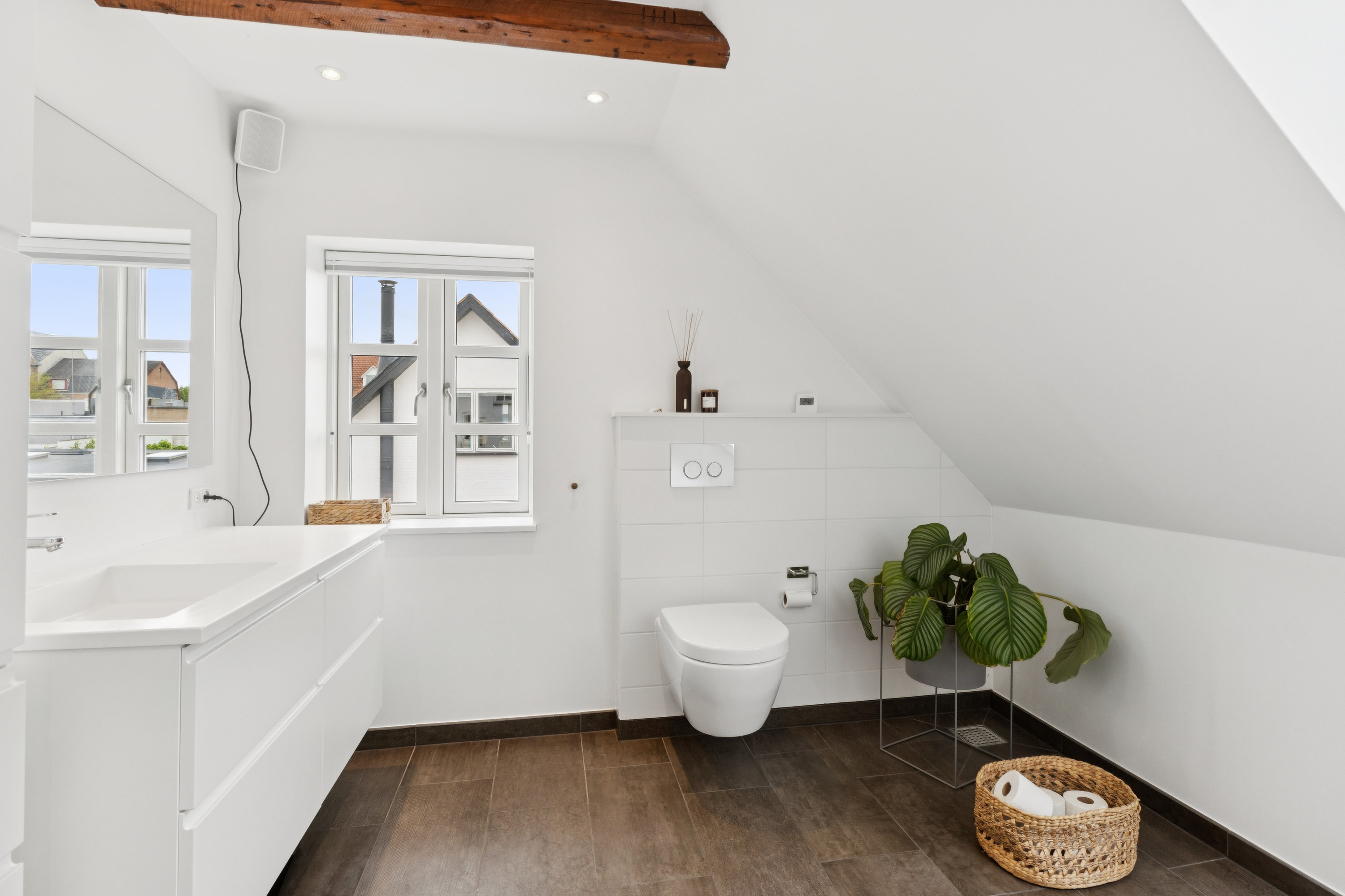 Fremhævet  billede i fuldskærmstilstand. Billede af Thorsgade 7, Vejgaard, 9000 Aalborg