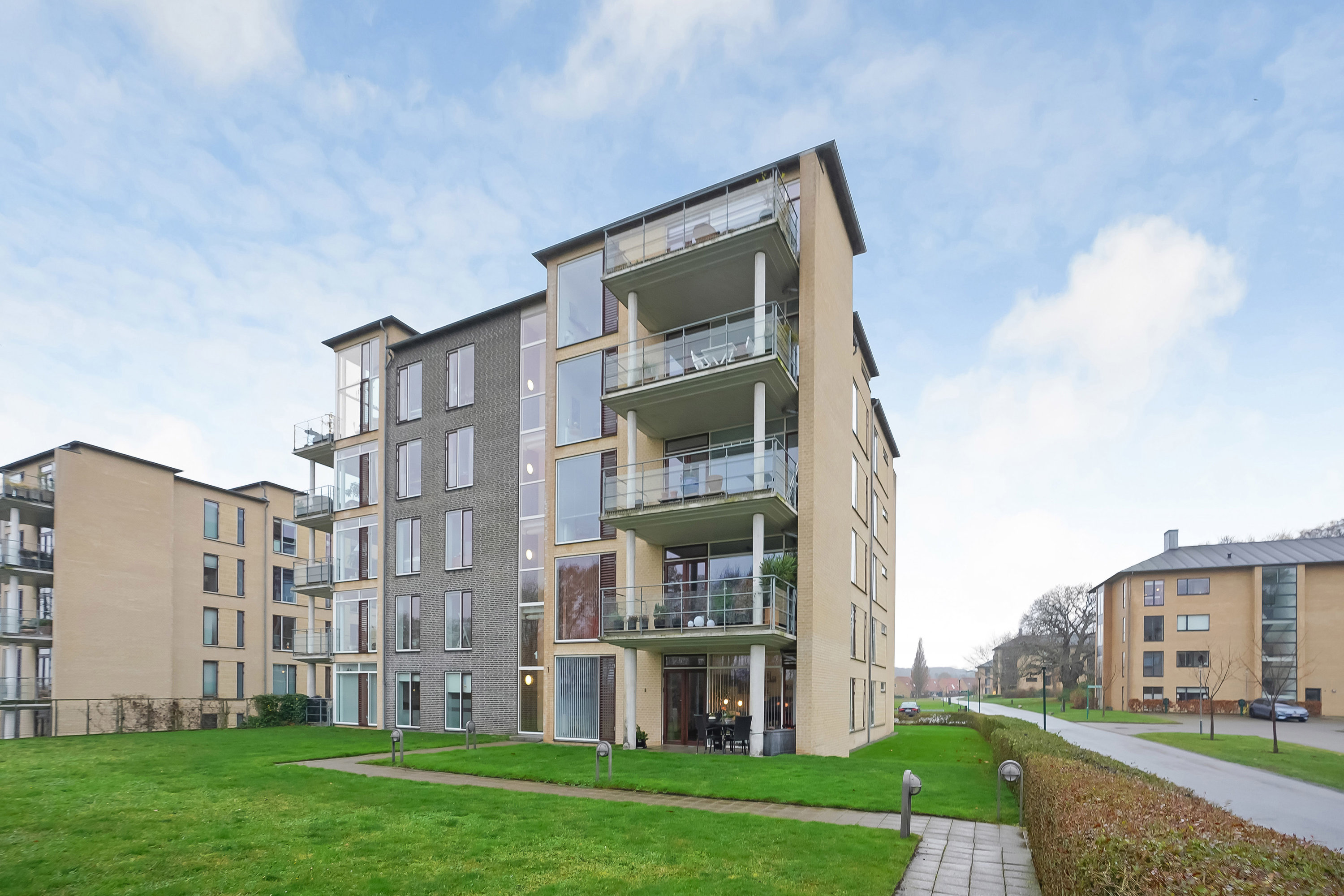 Fremhævet ejendommen billede i fuldskærmstilstand. Billede af Fænøsund Park 1, 2. 4., 5500 Middelfart