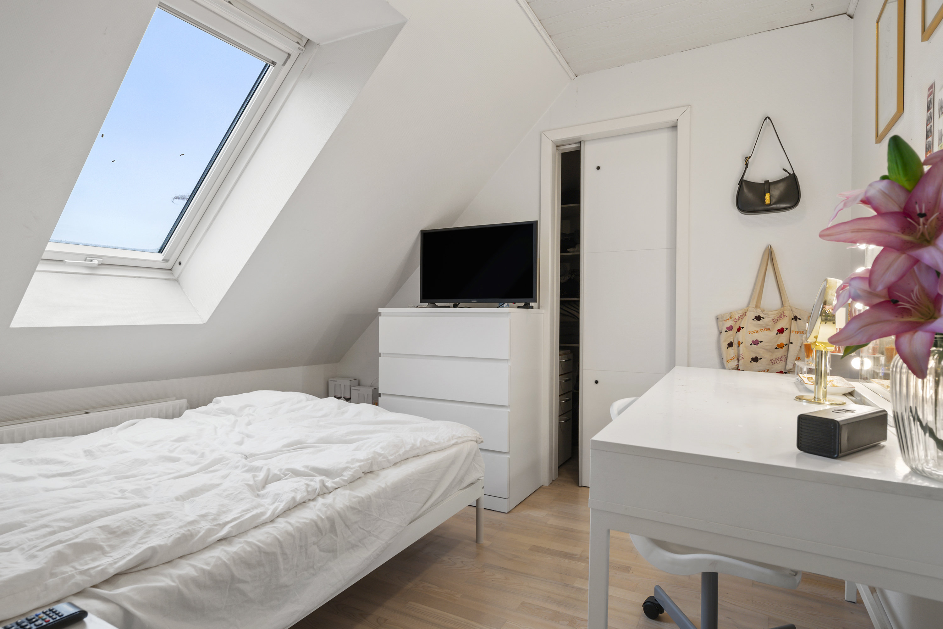 Fremhævet soveværelse billede i fuldskærmstilstand. Billede af Søndergade 25, 9300 Sæby