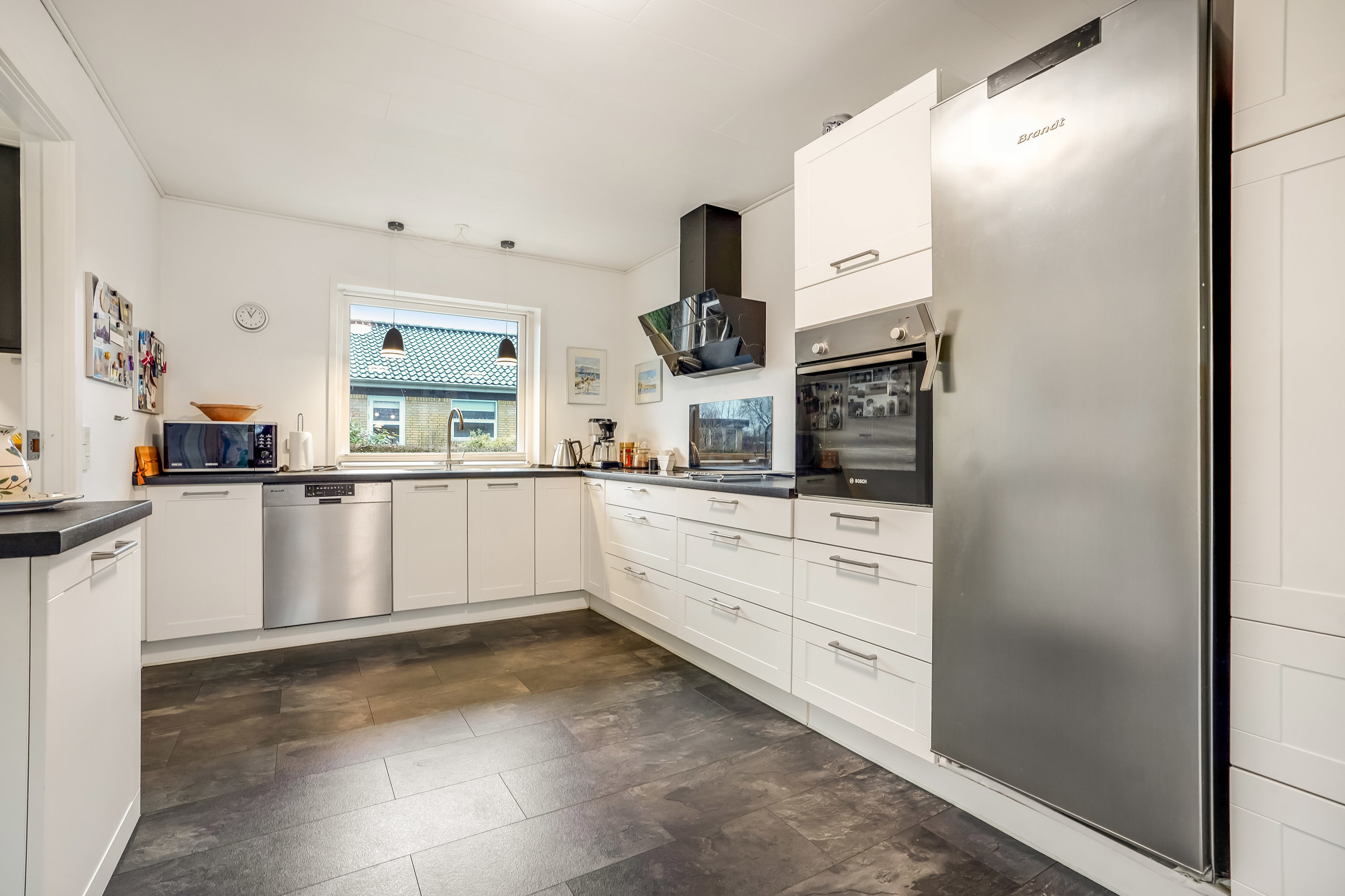 Fremhævet køkken billede i fuldskærmstilstand. Billede af Parkvej 22, 6623 Vorbasse