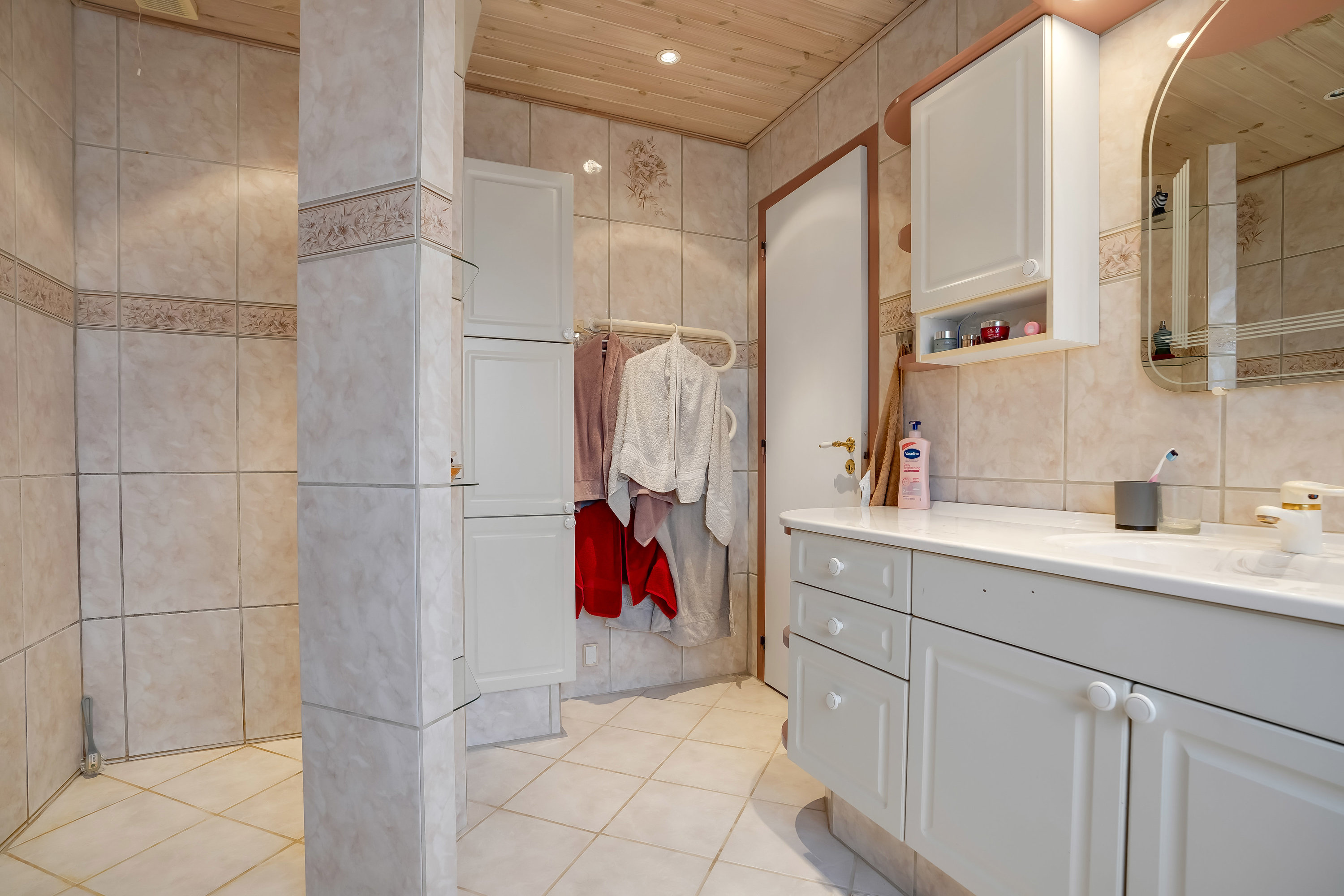 Fremhævet badeværelse billede i fuldskærmstilstand. Billede af Mandøvej 19, 7200 Grindsted