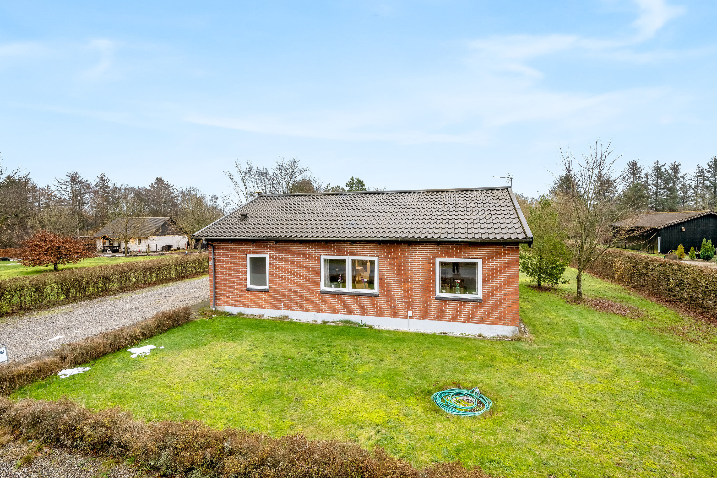 Fremhævet facade billede i fuldskærmstilstand. Billede af Borrisvej 9, Gaasdalhede, 6920 Videbæk