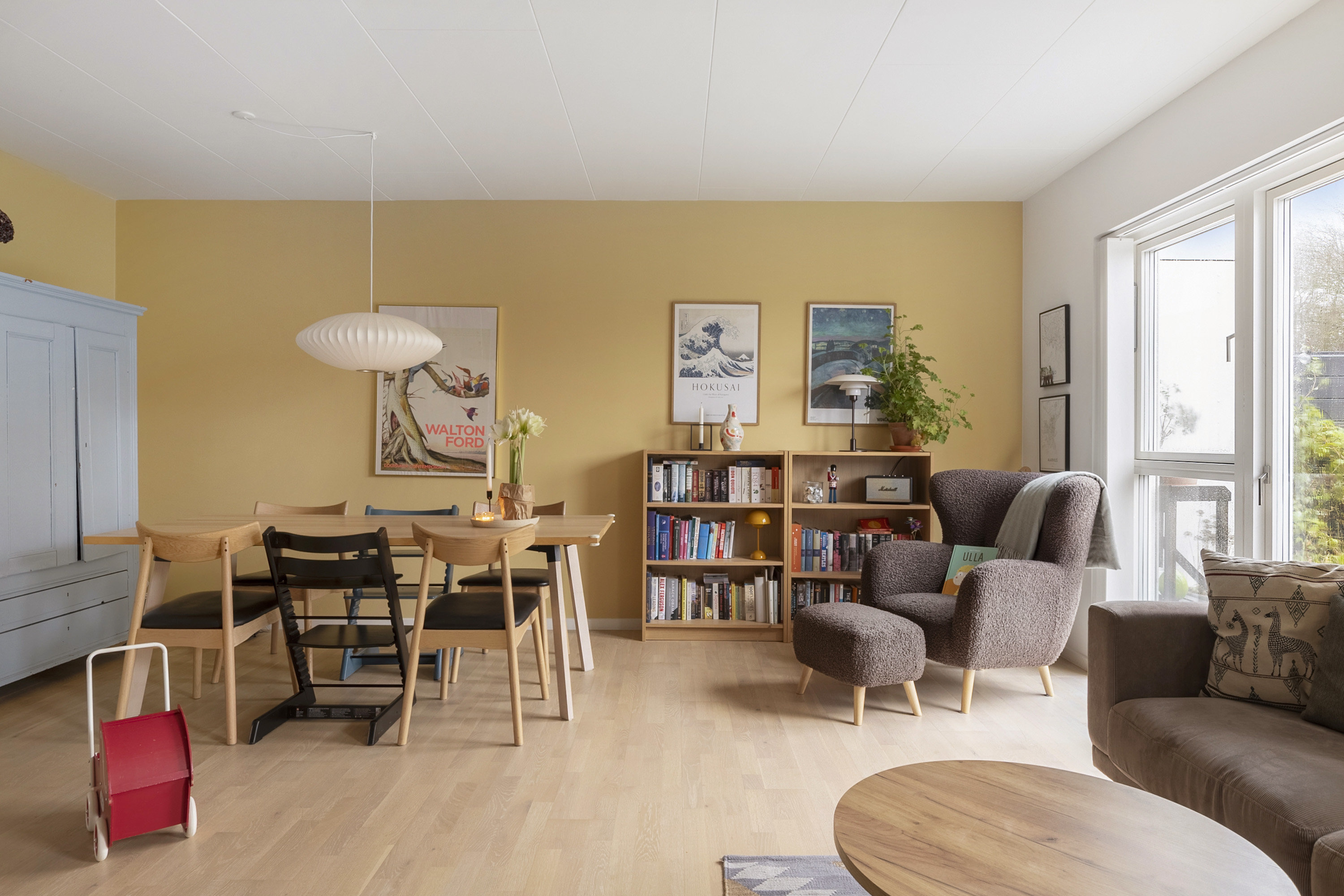 Fremhævet stue billede i fuldskærmstilstand. Billede af Østergårds Alle 115, 8362 Hørning