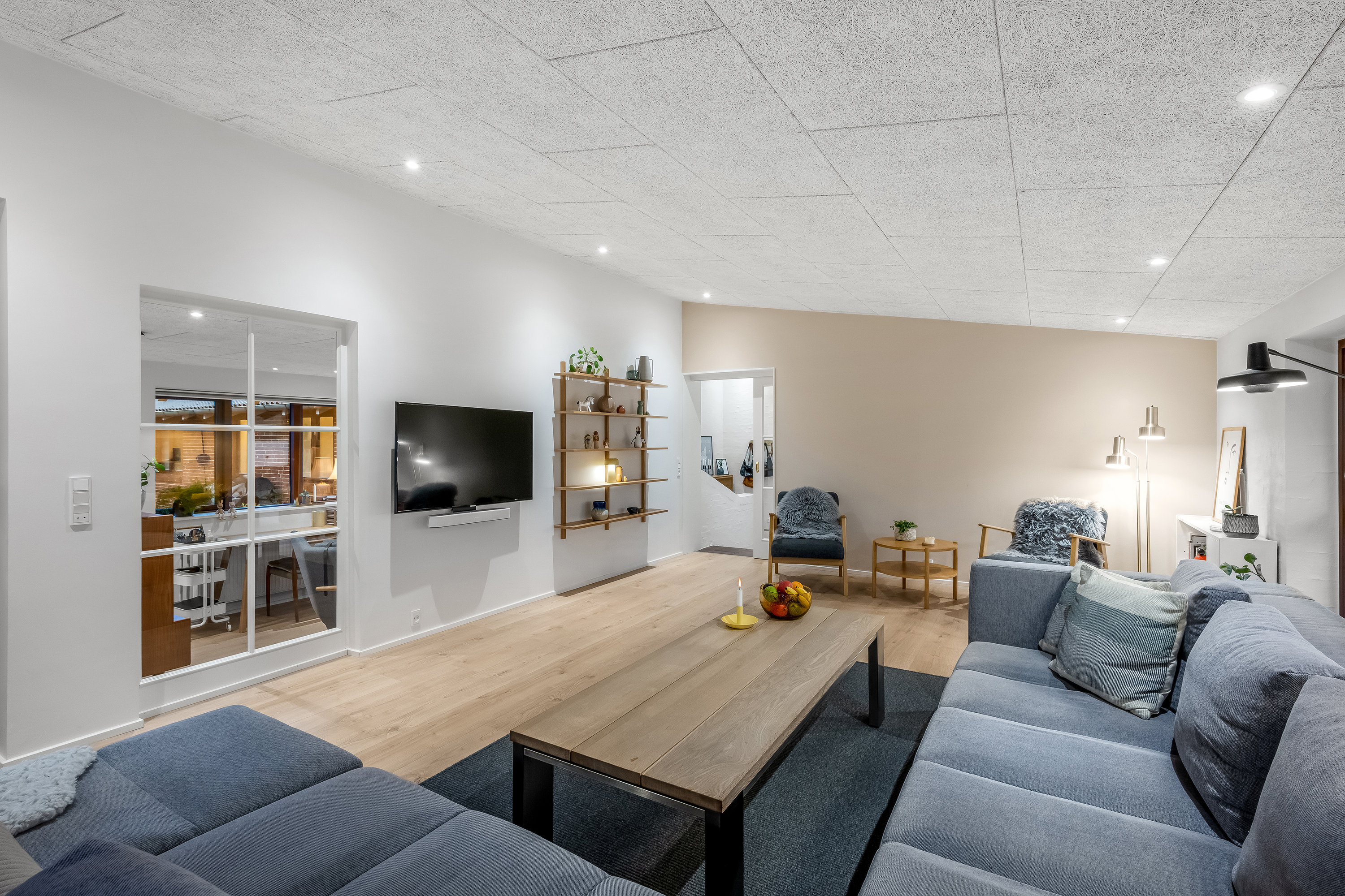 Fremhævet stue billede i fuldskærmstilstand. Billede af Rosenalle 56, 6920 Videbæk