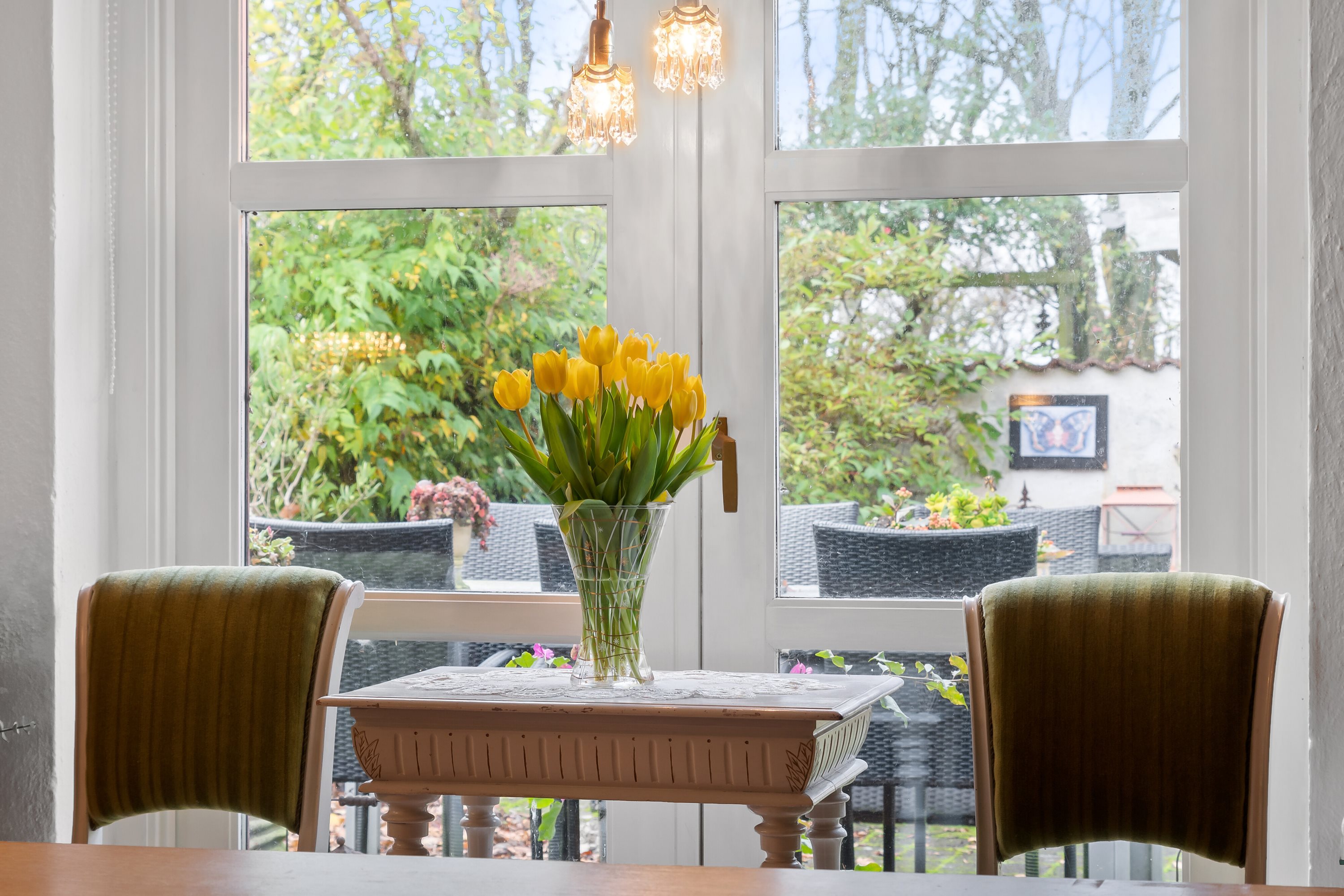 Fremhævet stue billede i fuldskærmstilstand. Billede af Oddevej 84, Klim Odde, 9690 Fjerritslev