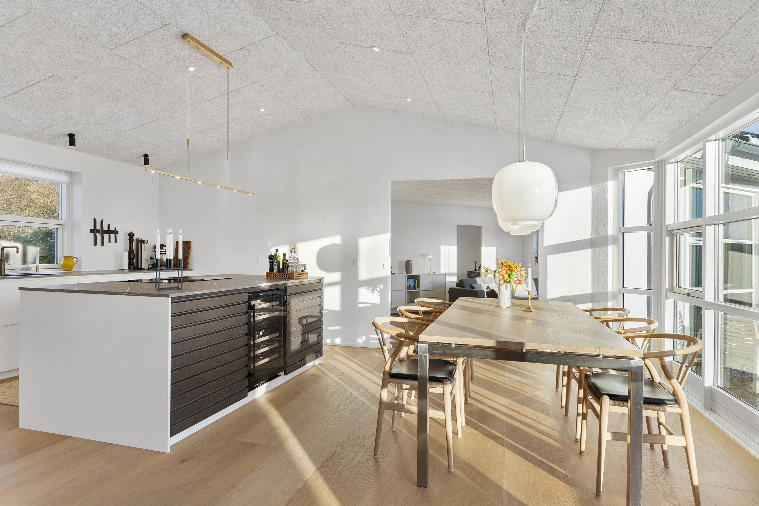 Fremhævet køkken alrum billede i fuldskærmstilstand. Billede af Dalhøjen 72, 9690 Fjerritslev