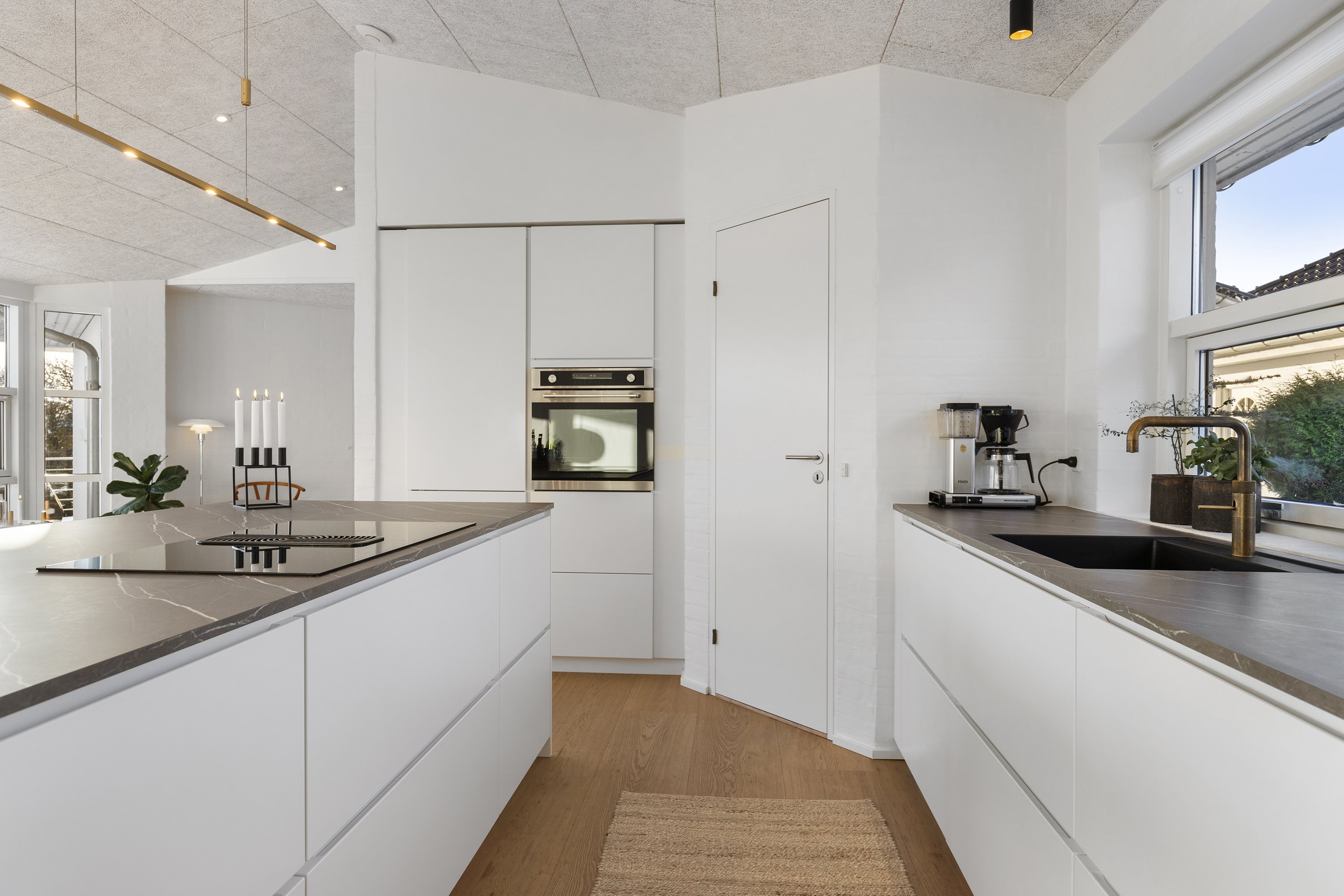 Fremhævet køkken alrum billede i fuldskærmstilstand. Billede af Dalhøjen 72, 9690 Fjerritslev