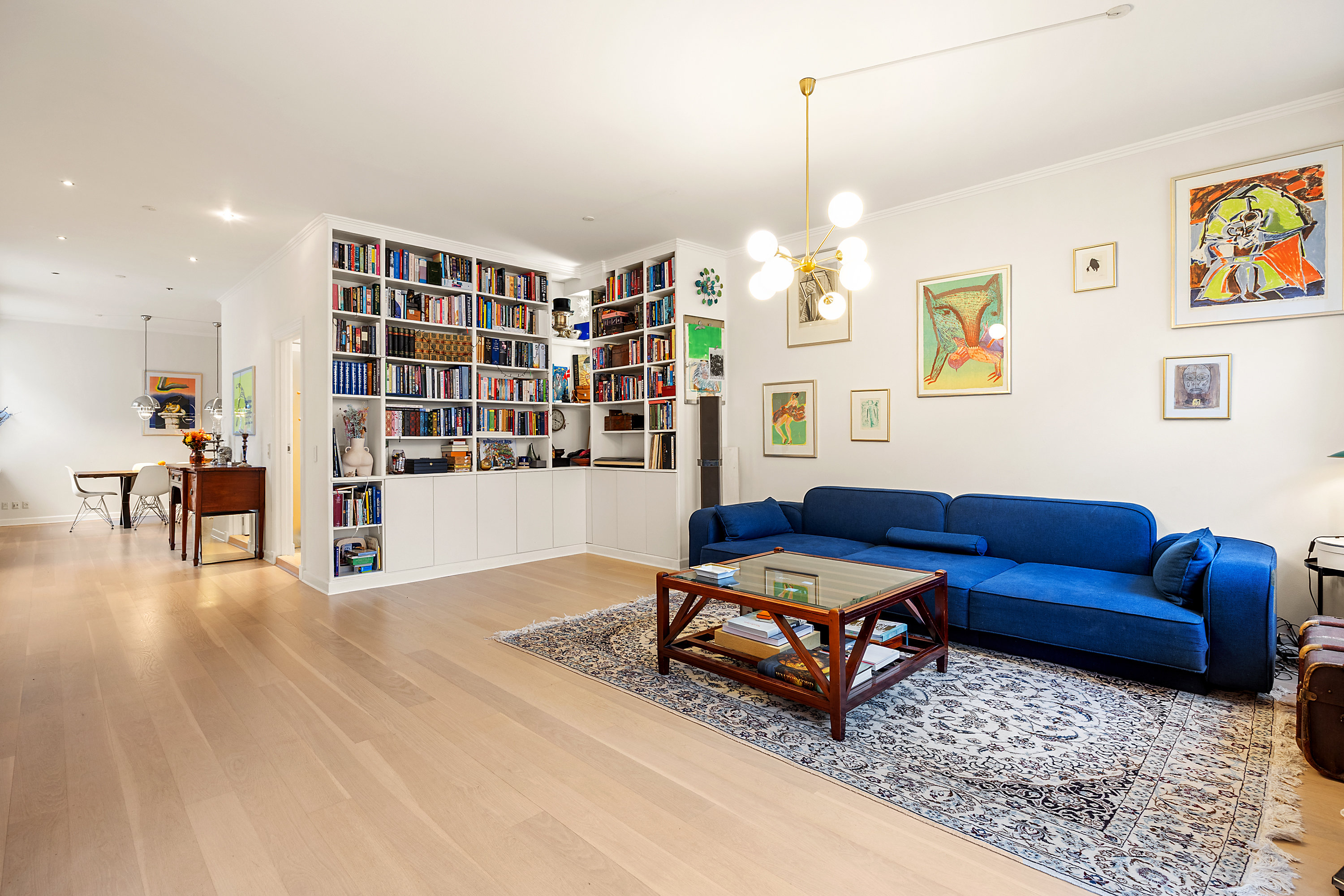 Fremhævet stue billede i fuldskærmstilstand. Billede af Silkegade 17, 2. th., 1113 København K