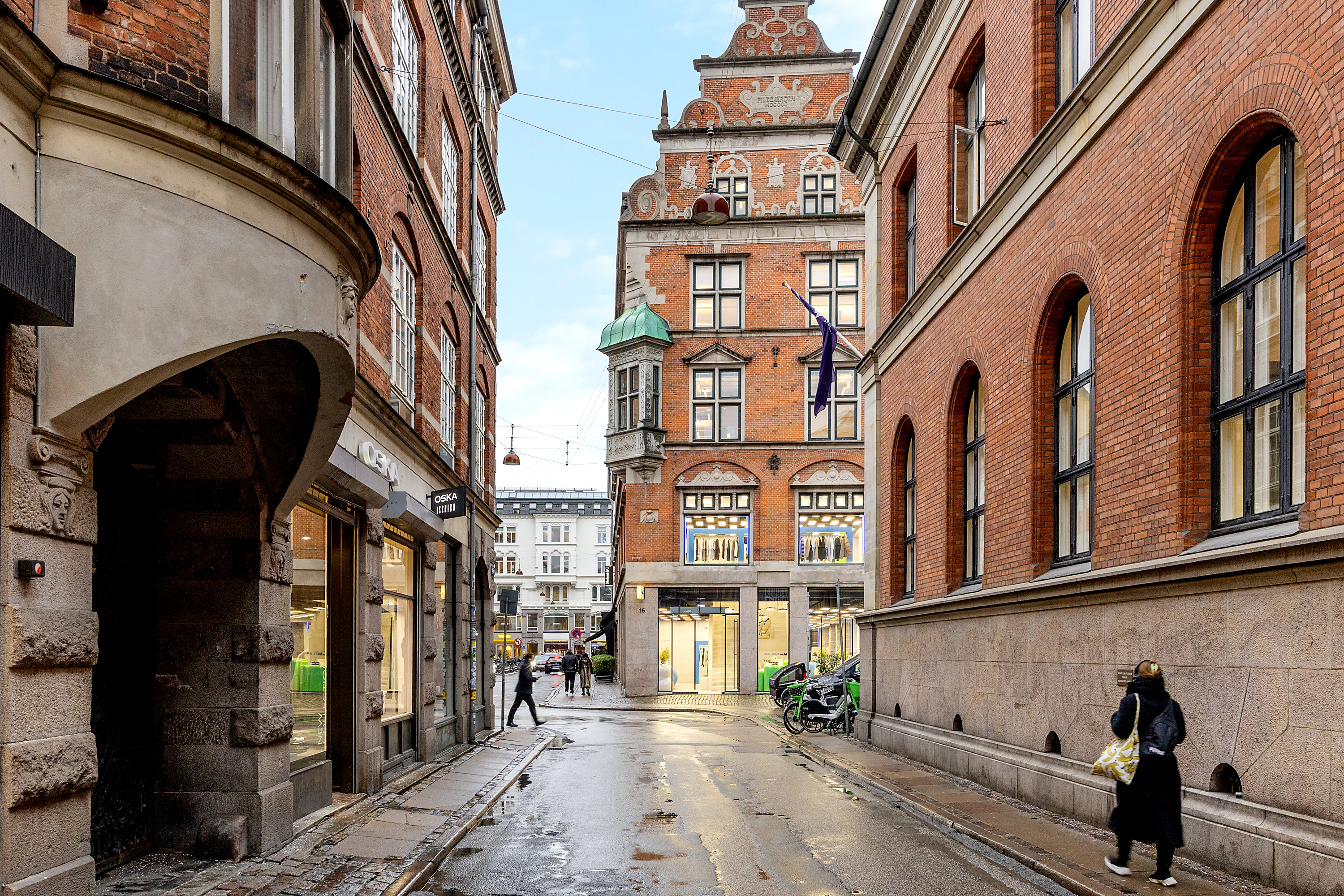 Fremhævet gade billede i fuldskærmstilstand. Billede af Silkegade 17, 2. th., 1113 København K