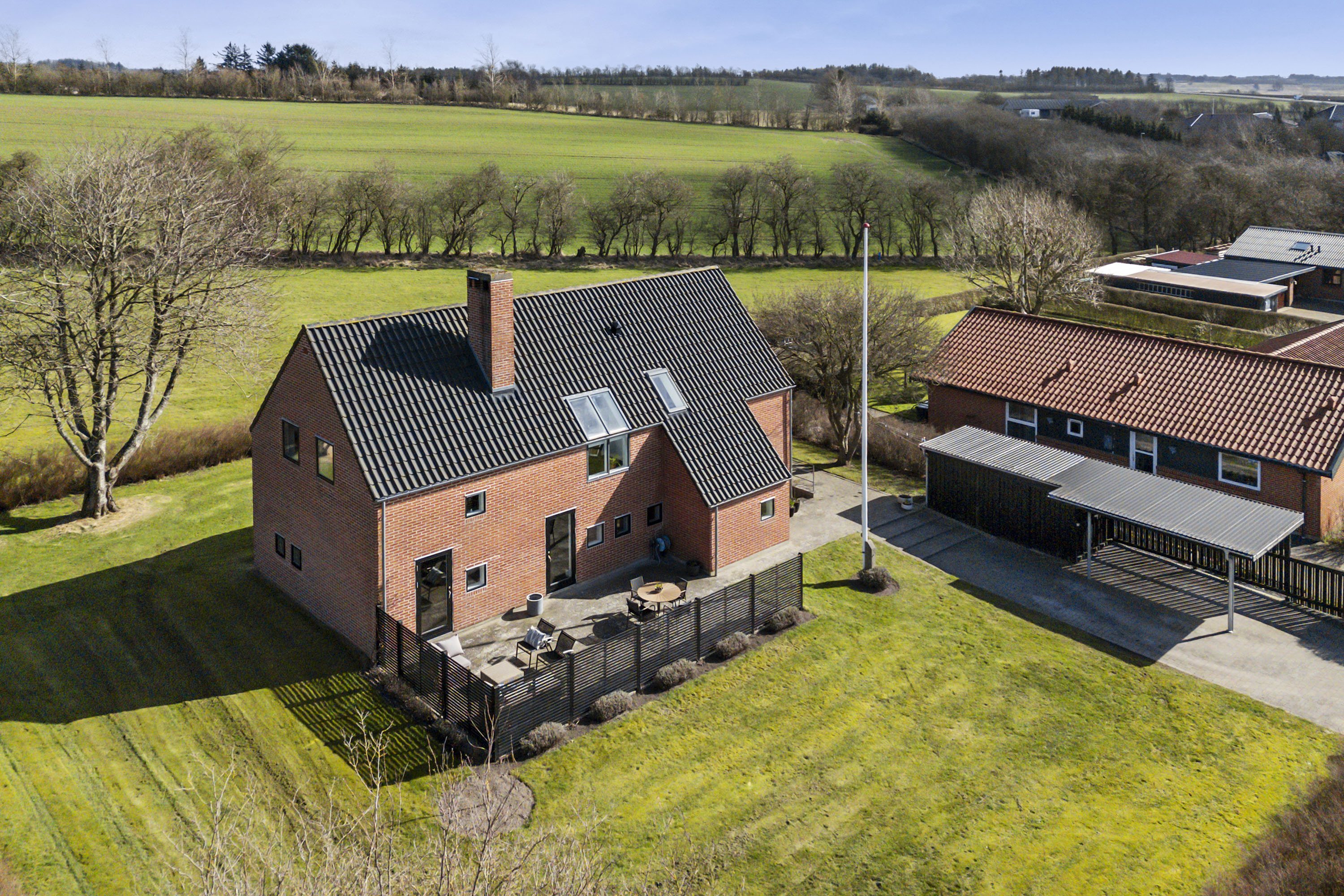 Fremhævet luftfoto billede i fuldskærmstilstand. Billede af Rugmarken 126, 9690 Fjerritslev