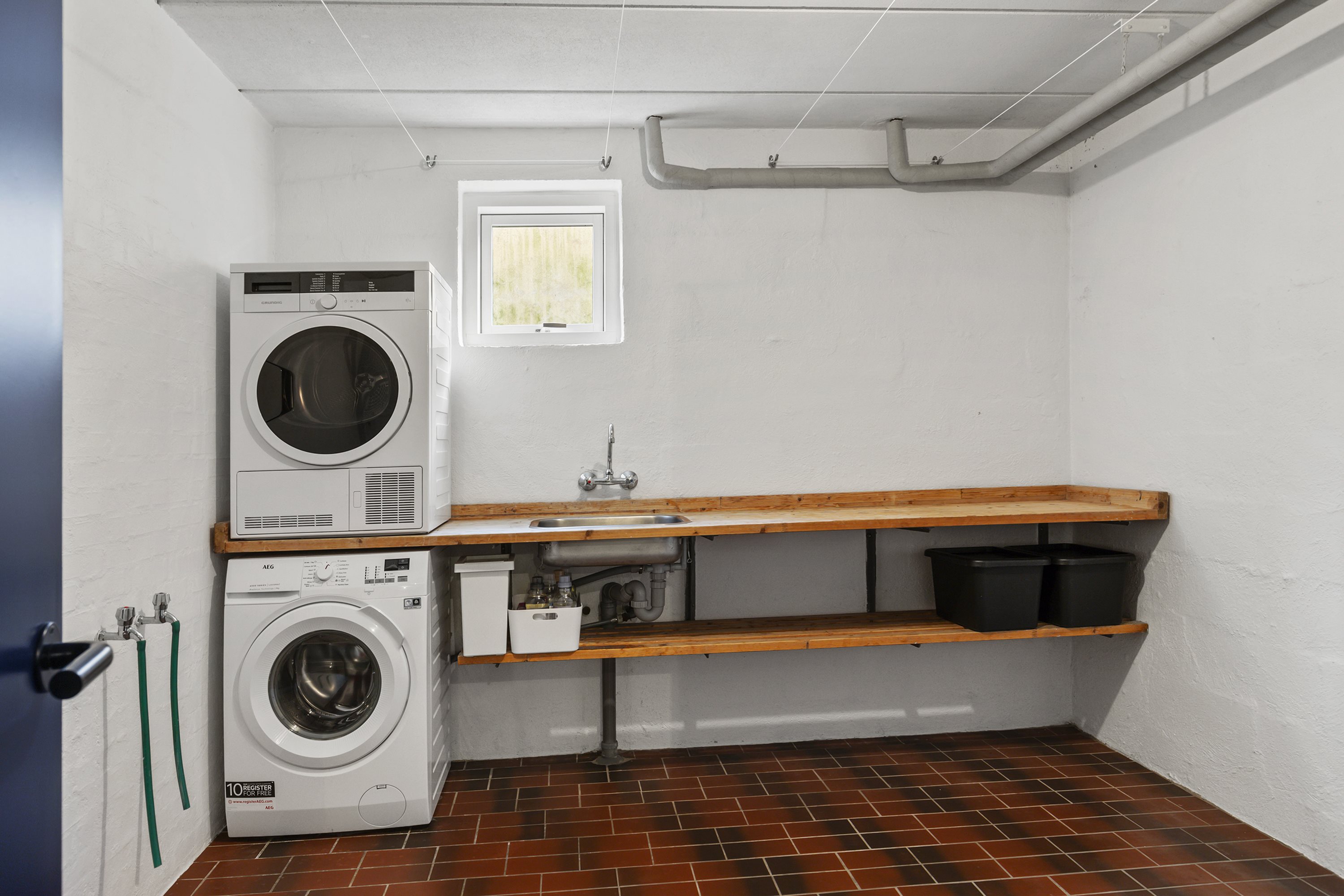 Fremhævet vaskerum billede i fuldskærmstilstand. Billede af Rugmarken 126, 9690 Fjerritslev