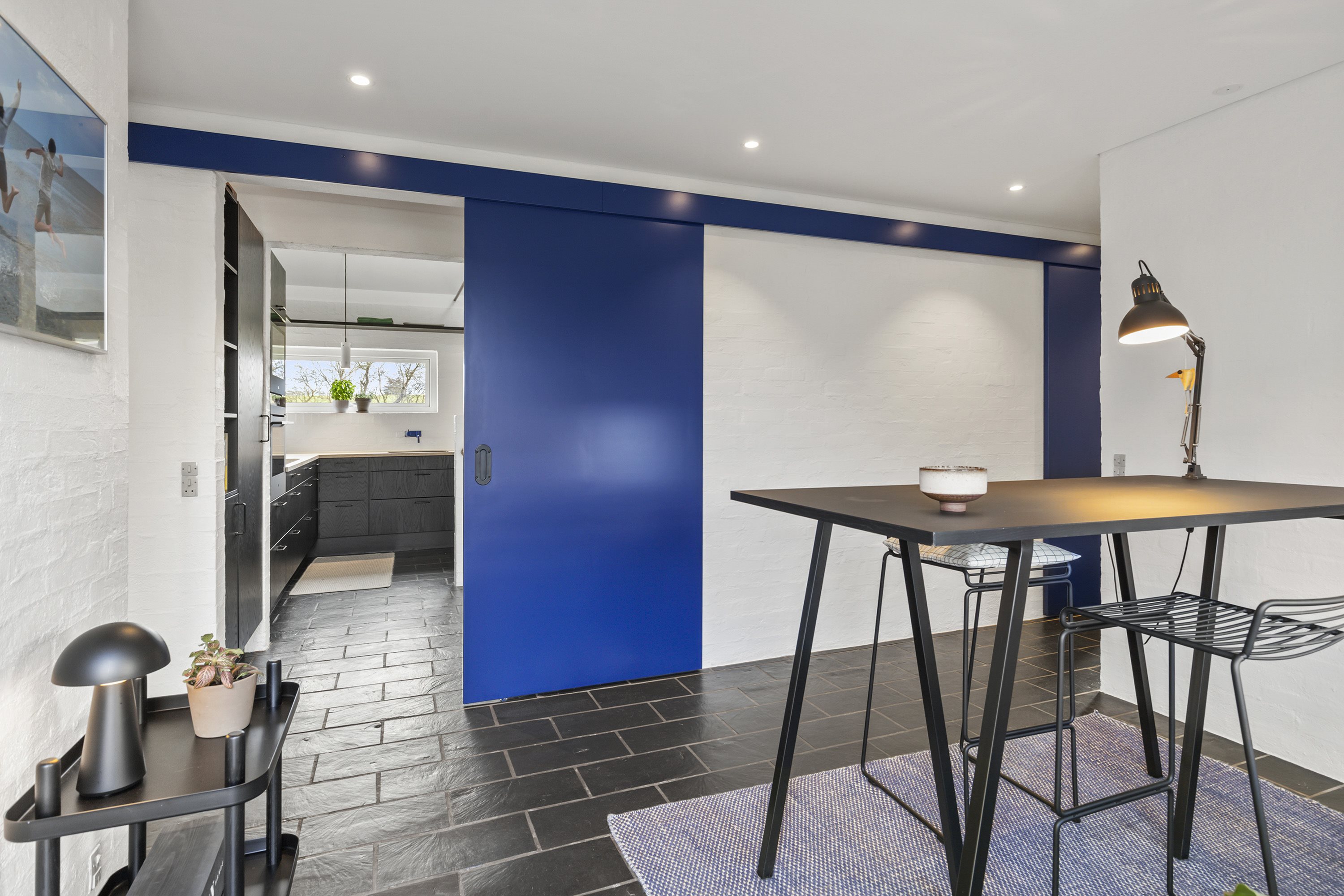 Fremhævet stue billede i fuldskærmstilstand. Billede af Rugmarken 126, 9690 Fjerritslev