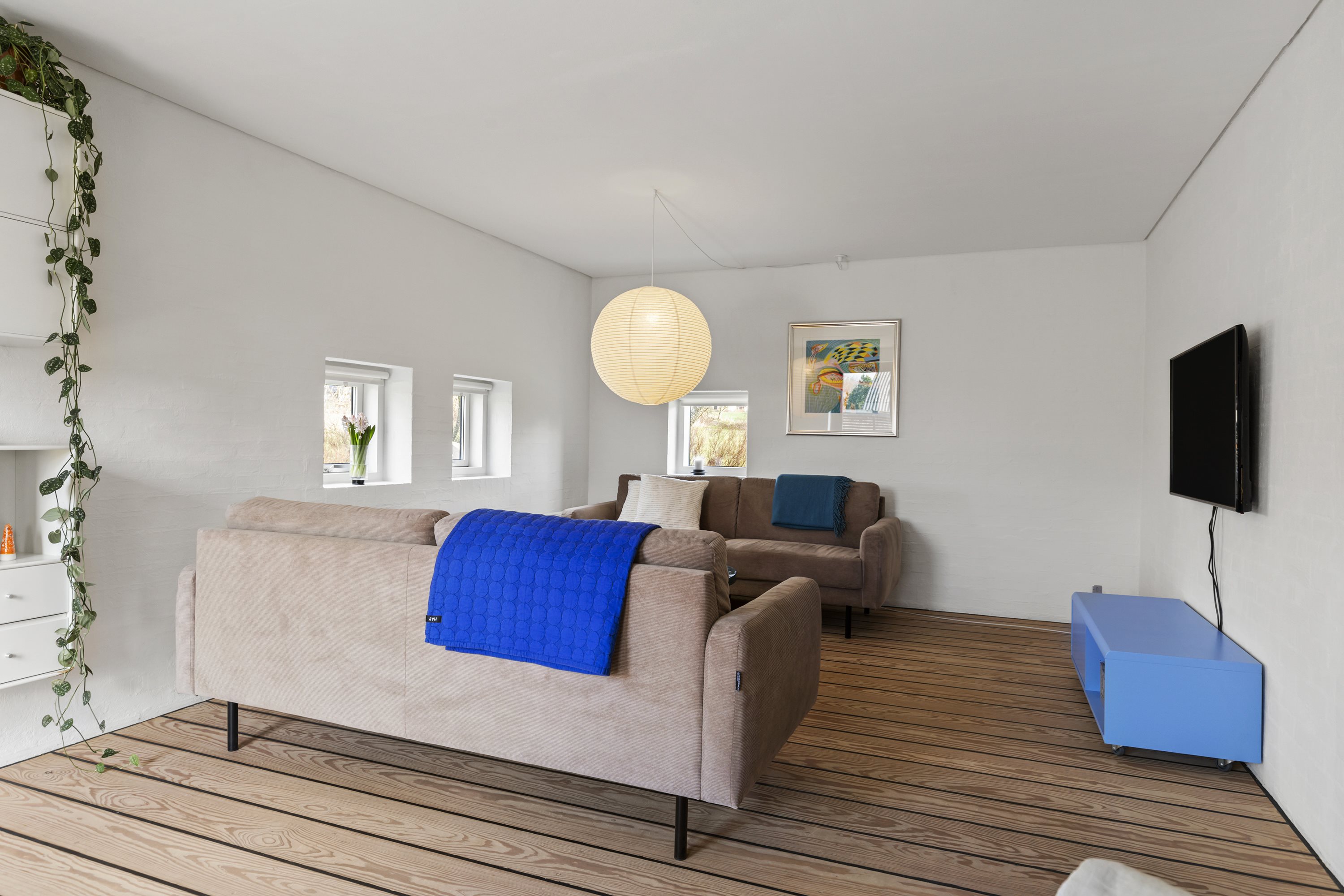 Fremhævet stue billede i fuldskærmstilstand. Billede af Rugmarken 126, 9690 Fjerritslev