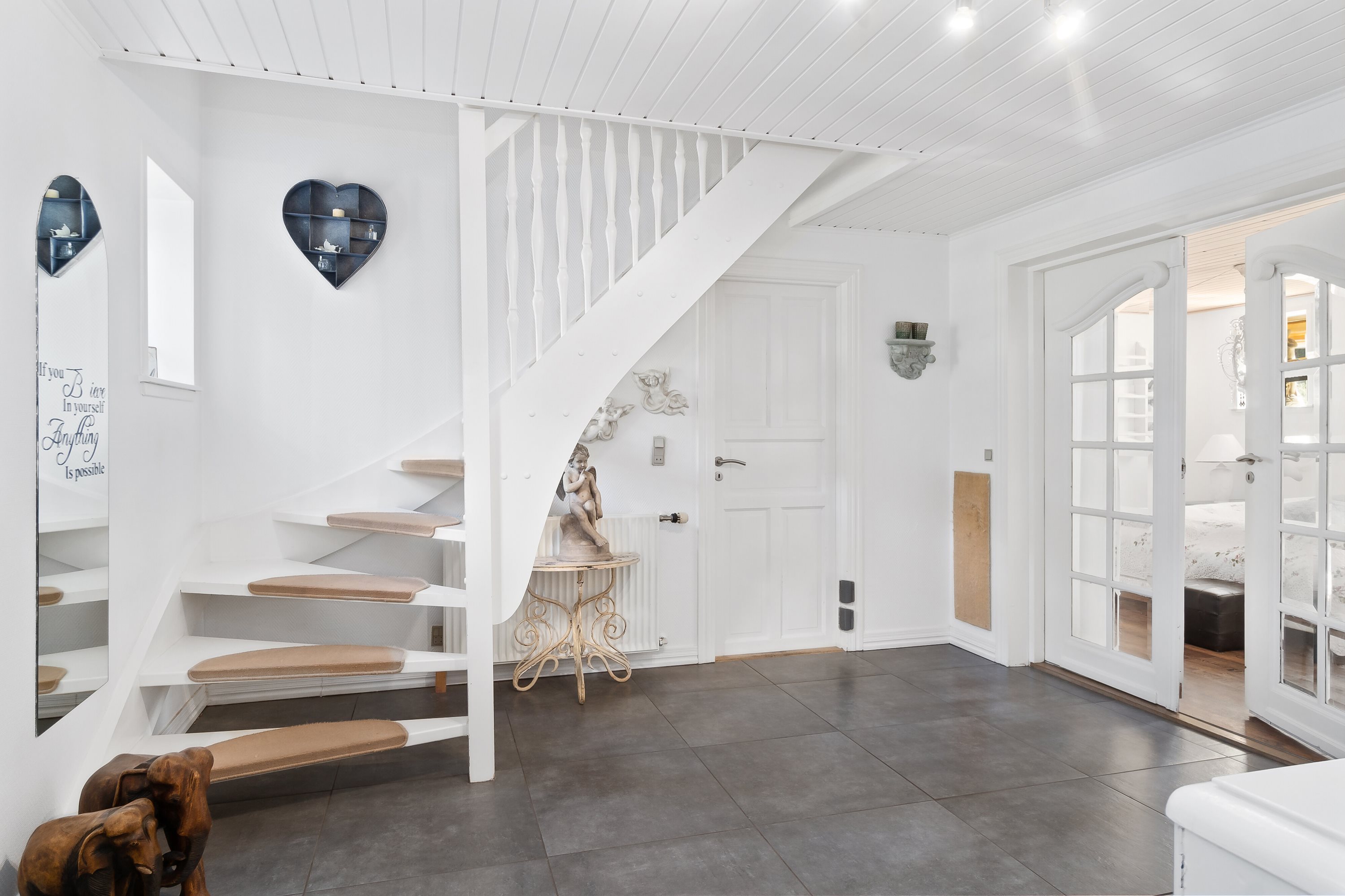 Fremhævet trappe billede i fuldskærmstilstand. Billede af Vestergaardsvej 9, 9690 Fjerritslev