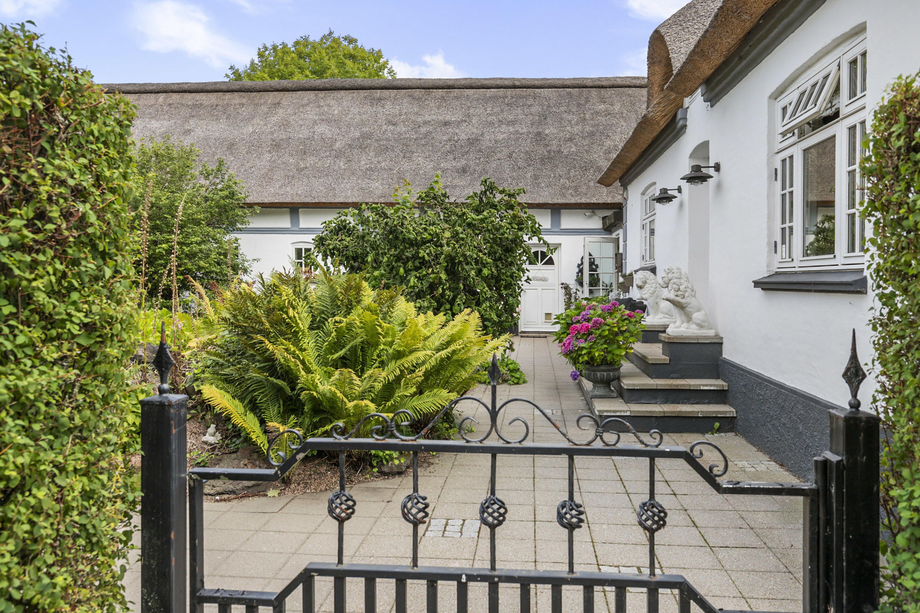 Fremhævet terrasse billede i fuldskærmstilstand. Billede af Vestergaardsvej 9, 9690 Fjerritslev