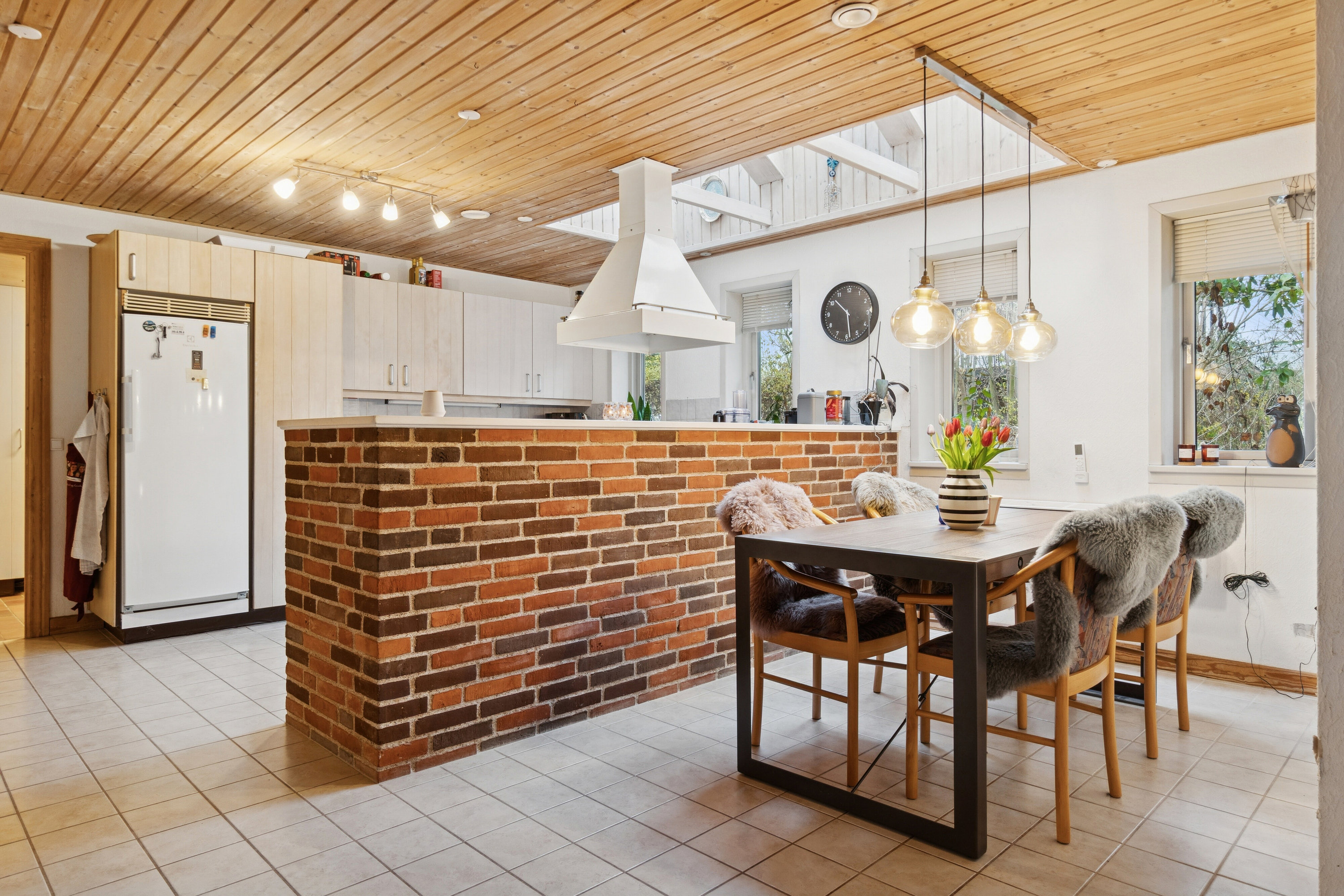 Fremhævet køkken billede i fuldskærmstilstand. Billede af Olufsvej 4, Hyllinge, 4700 Næstved