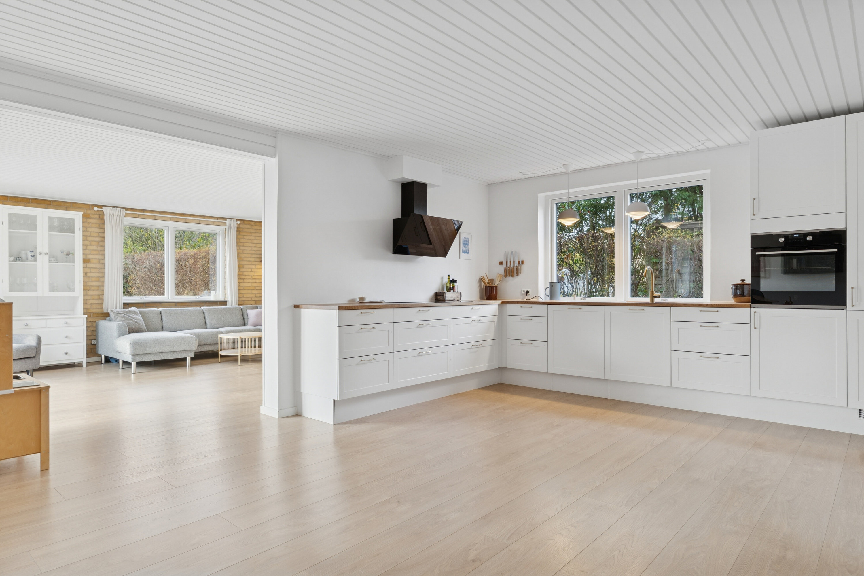 Fremhævet køkken billede i fuldskærmstilstand. Billede af Fjordvænget 2, Kollund, 6340 Kruså