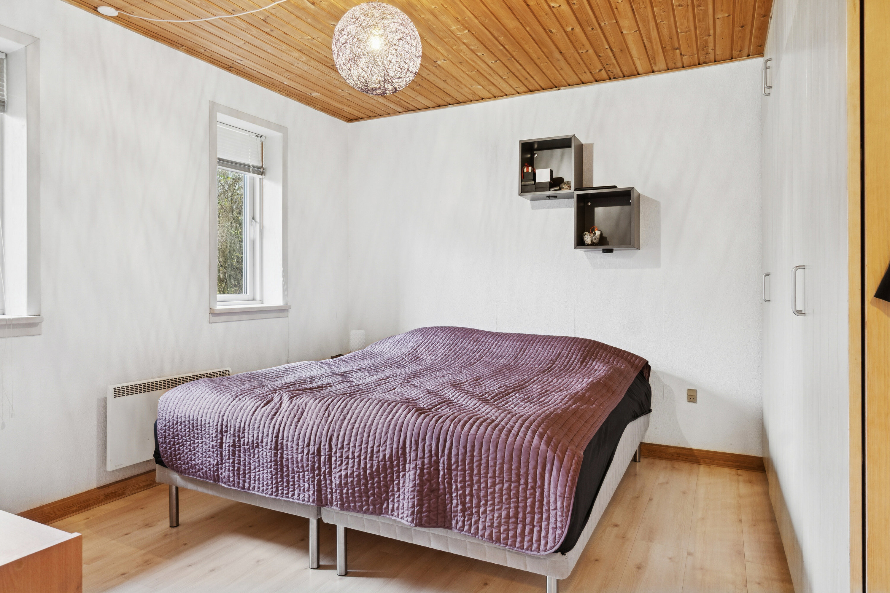 Fremhævet soveværelse billede i fuldskærmstilstand. Billede af Olufsvej 4, Hyllinge, 4700 Næstved