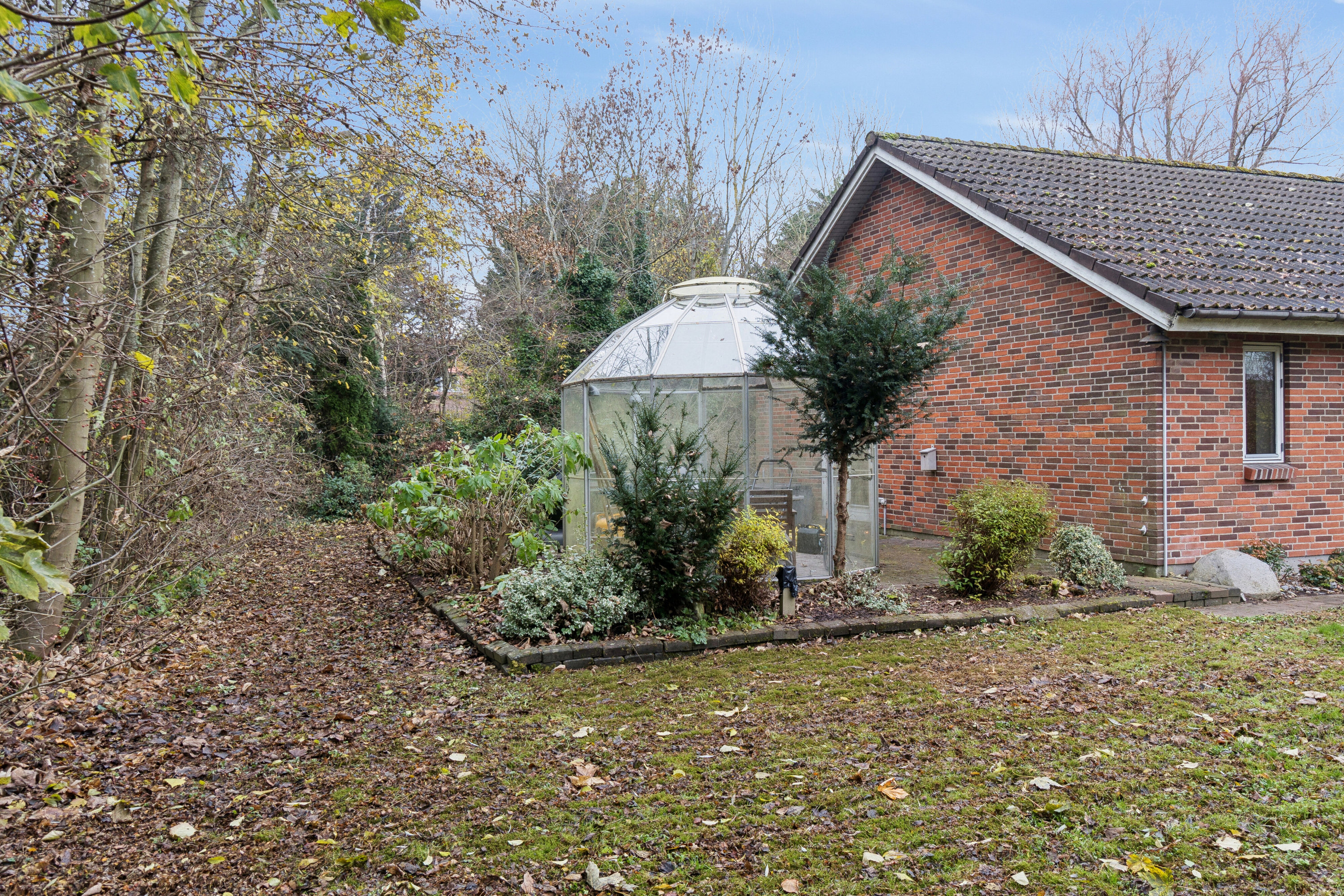 Fremhævet haven billede i fuldskærmstilstand. Billede af Olufsvej 4, Hyllinge, 4700 Næstved