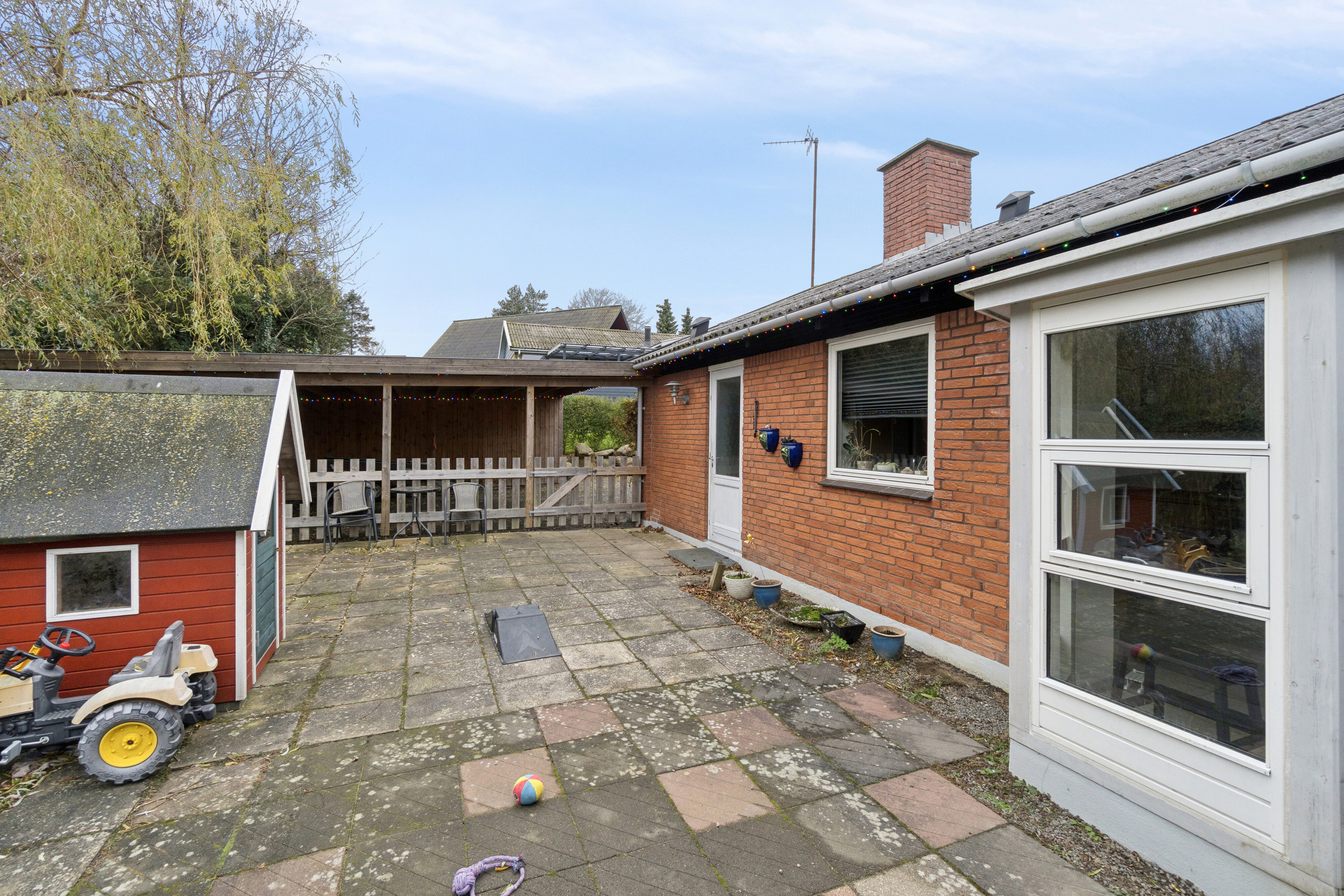 Fremhævet udendørs billede i fuldskærmstilstand. Billede af Ågade 17, Tejn, 3770 Allinge