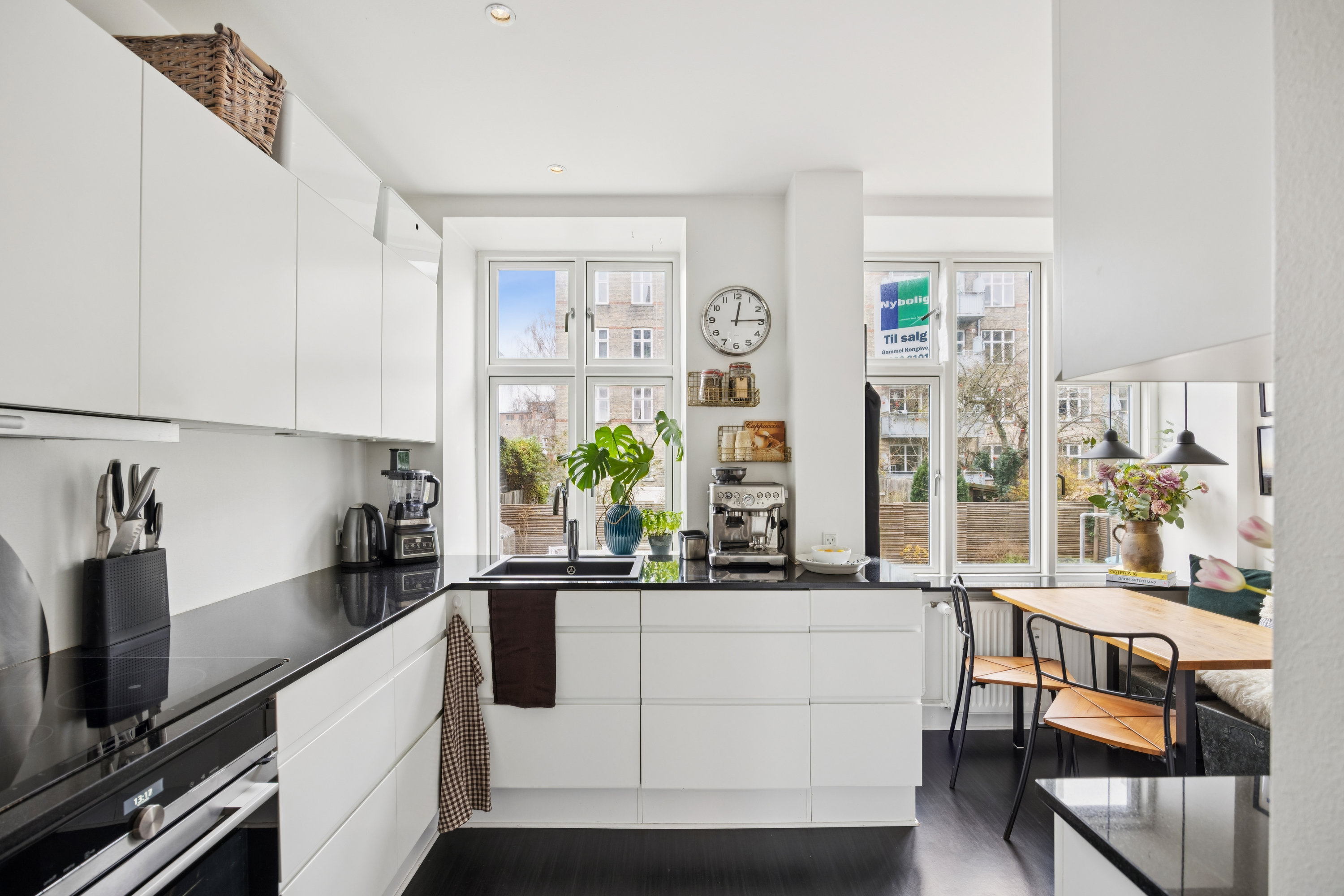 Fremhævet køkken billede i fuldskærmstilstand. Billede af Kong Georgs Vej 6A, st.. tv., 2000 Frederiksberg