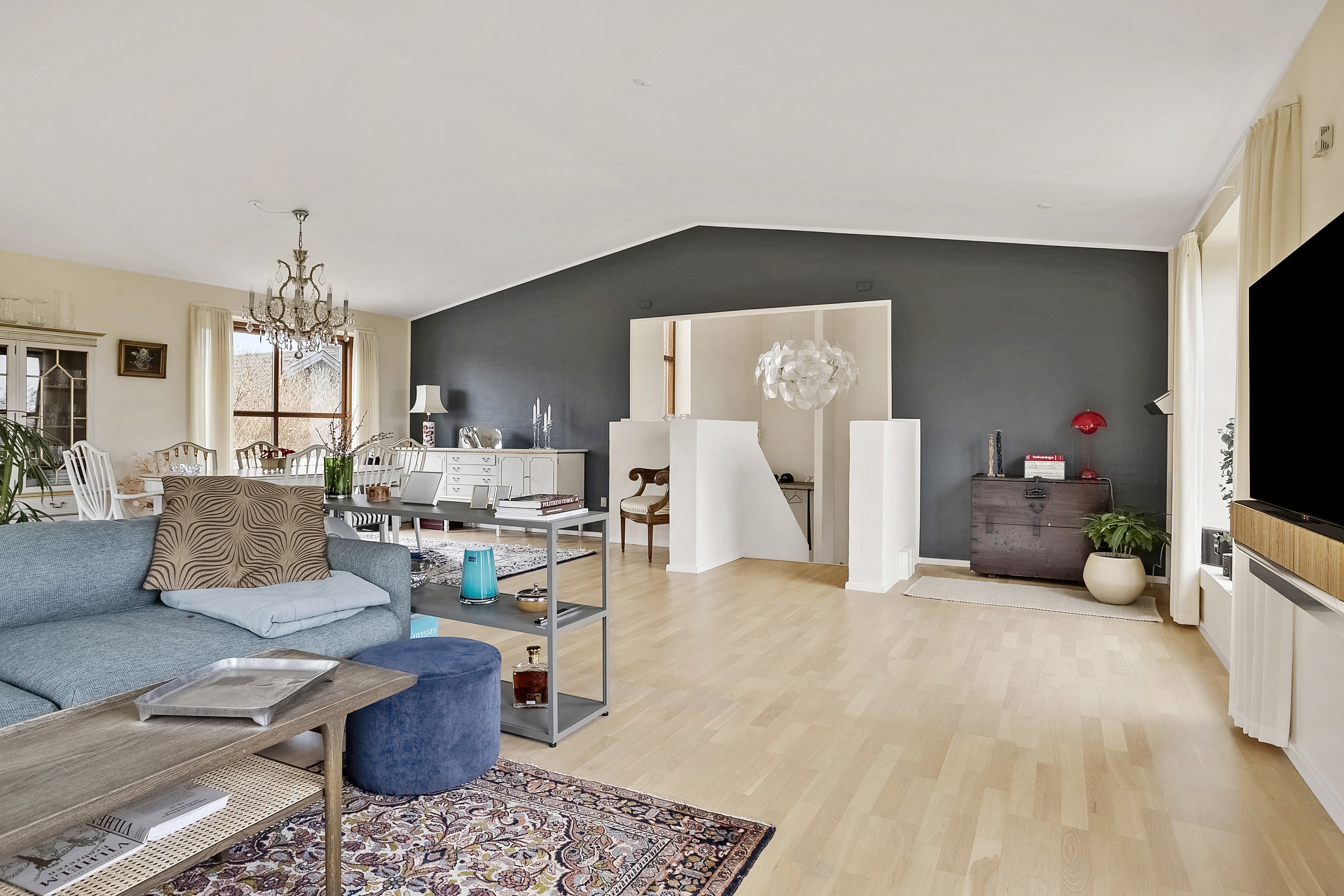 Fremhævet stue billede i fuldskærmstilstand. Billede af Hovmarksvej 75, 8700 Horsens