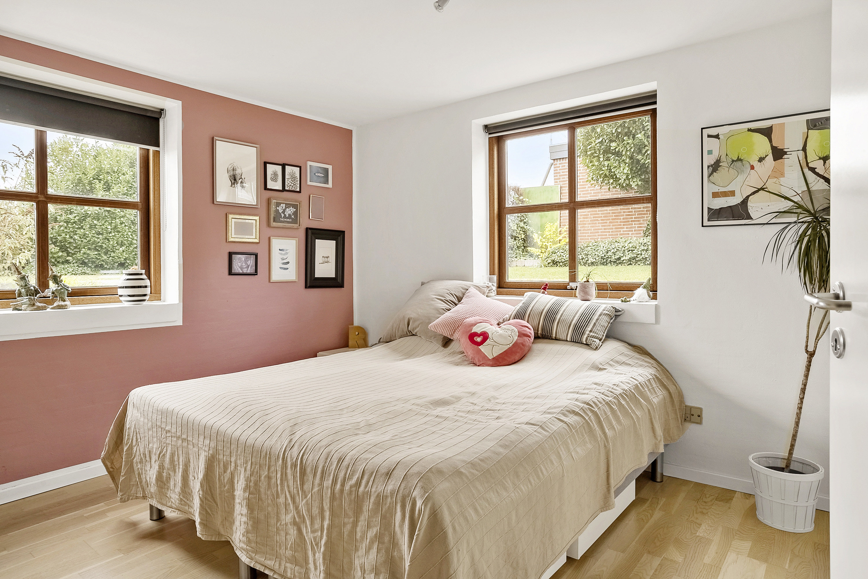 Fremhævet soveværelse billede i fuldskærmstilstand. Billede af Hovmarksvej 75, 8700 Horsens