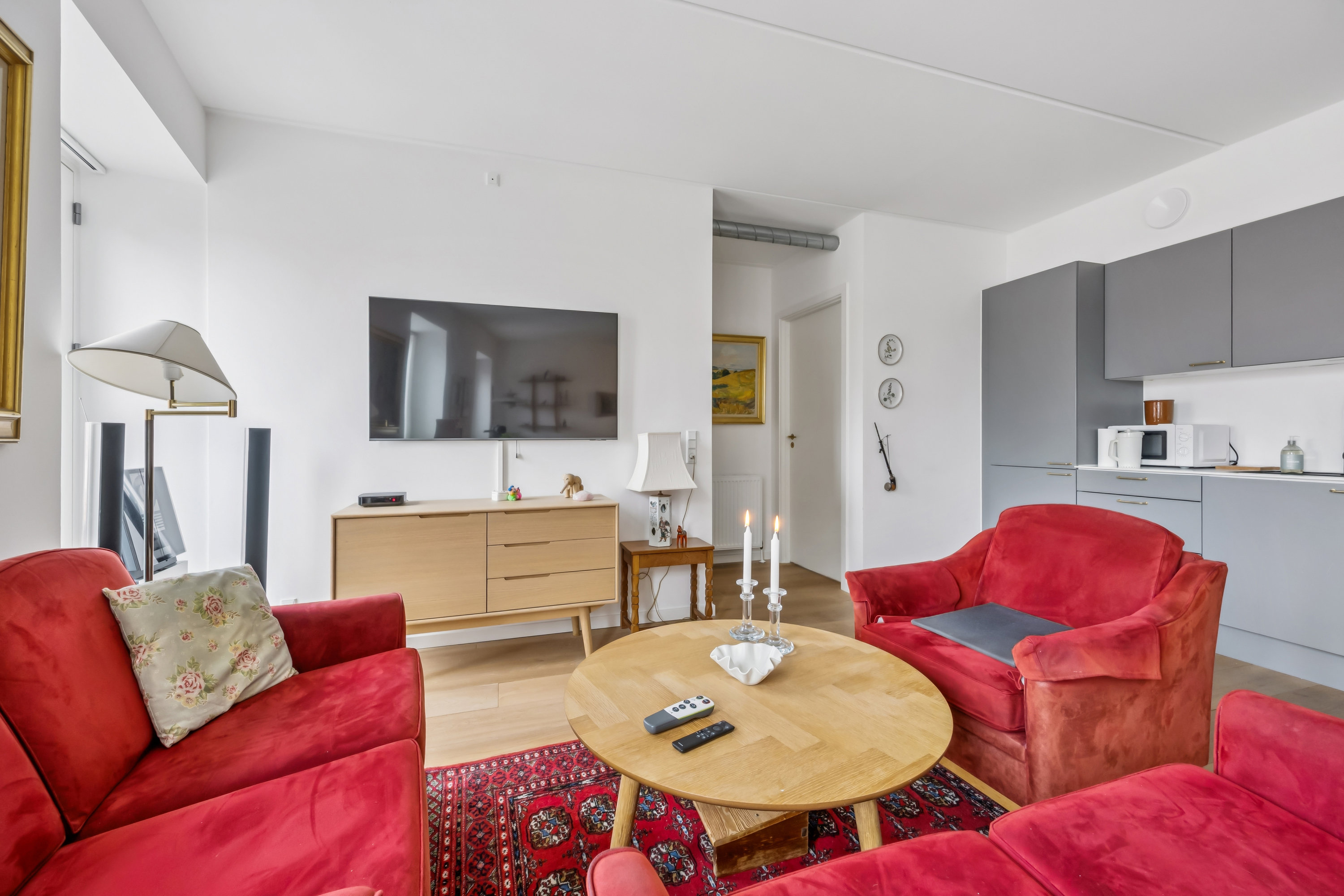 Fremhævet stue billede i fuldskærmstilstand. Billede af Bjerggade 2B, 2. 6., 4600 Køge