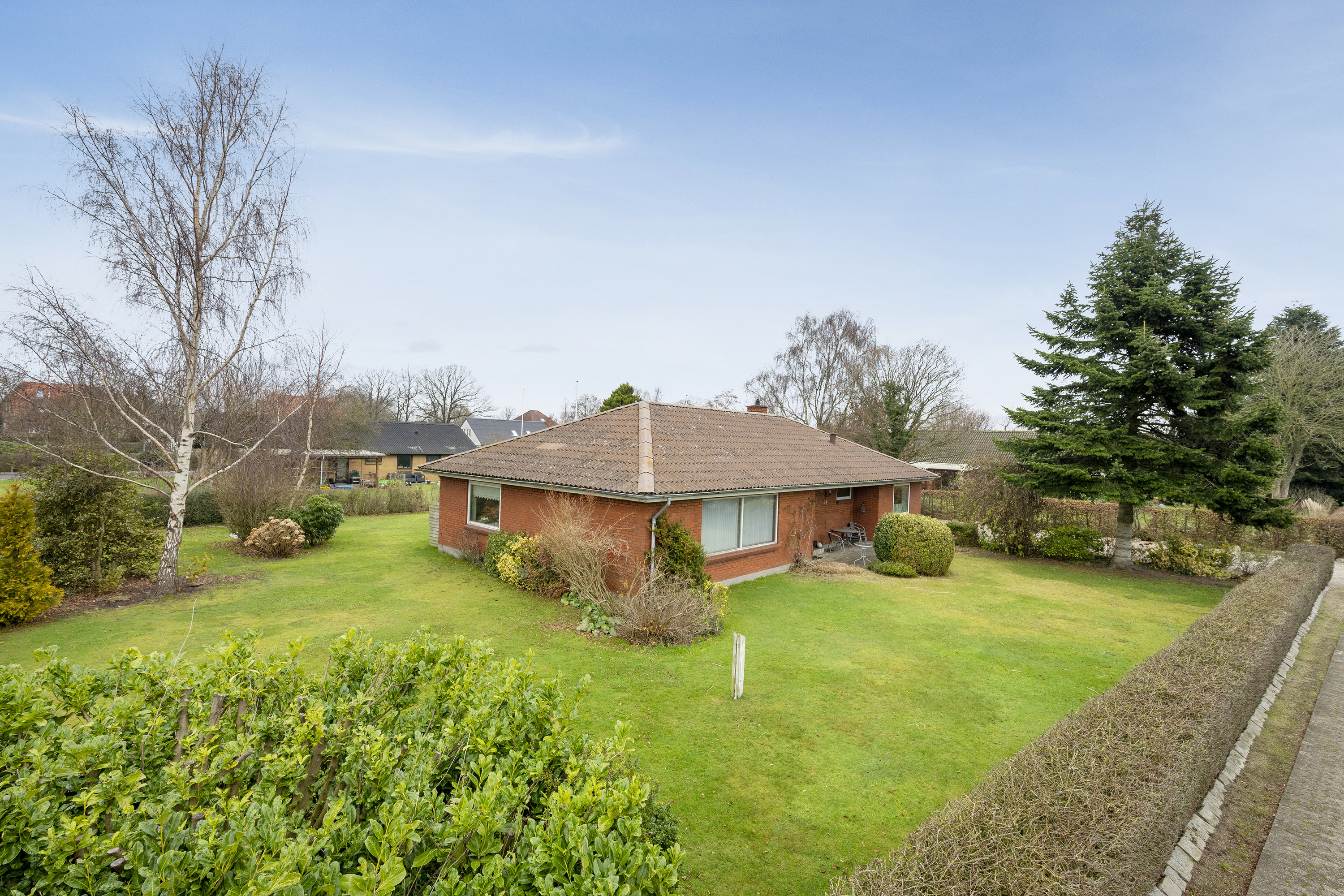 Fremhævet facade billede i fuldskærmstilstand. Billede af Kærvej 38, Jejsing, 6270 Tønder