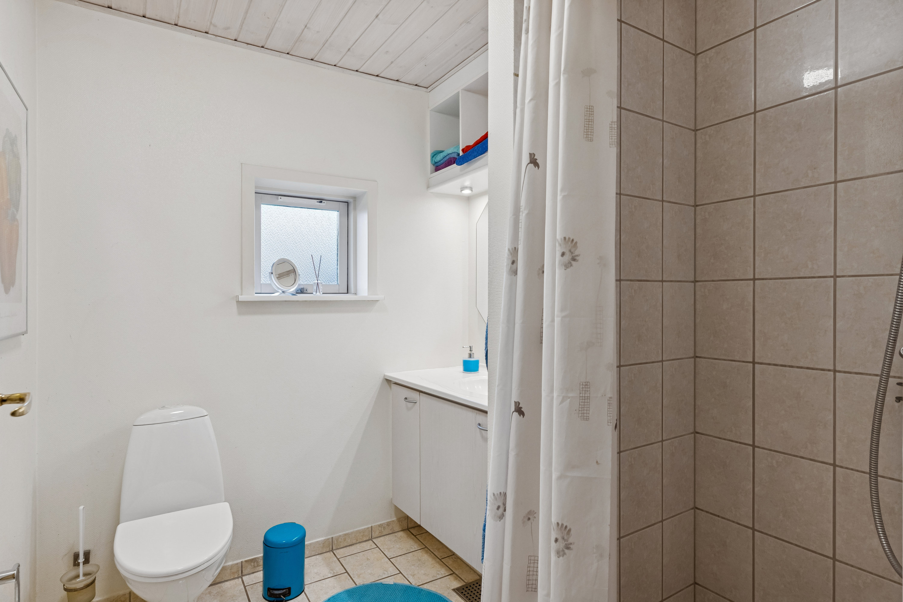 Fremhævet badeværelse billede i fuldskærmstilstand. Billede af Mejeritoften 17, Blans, 6400 Sønderborg