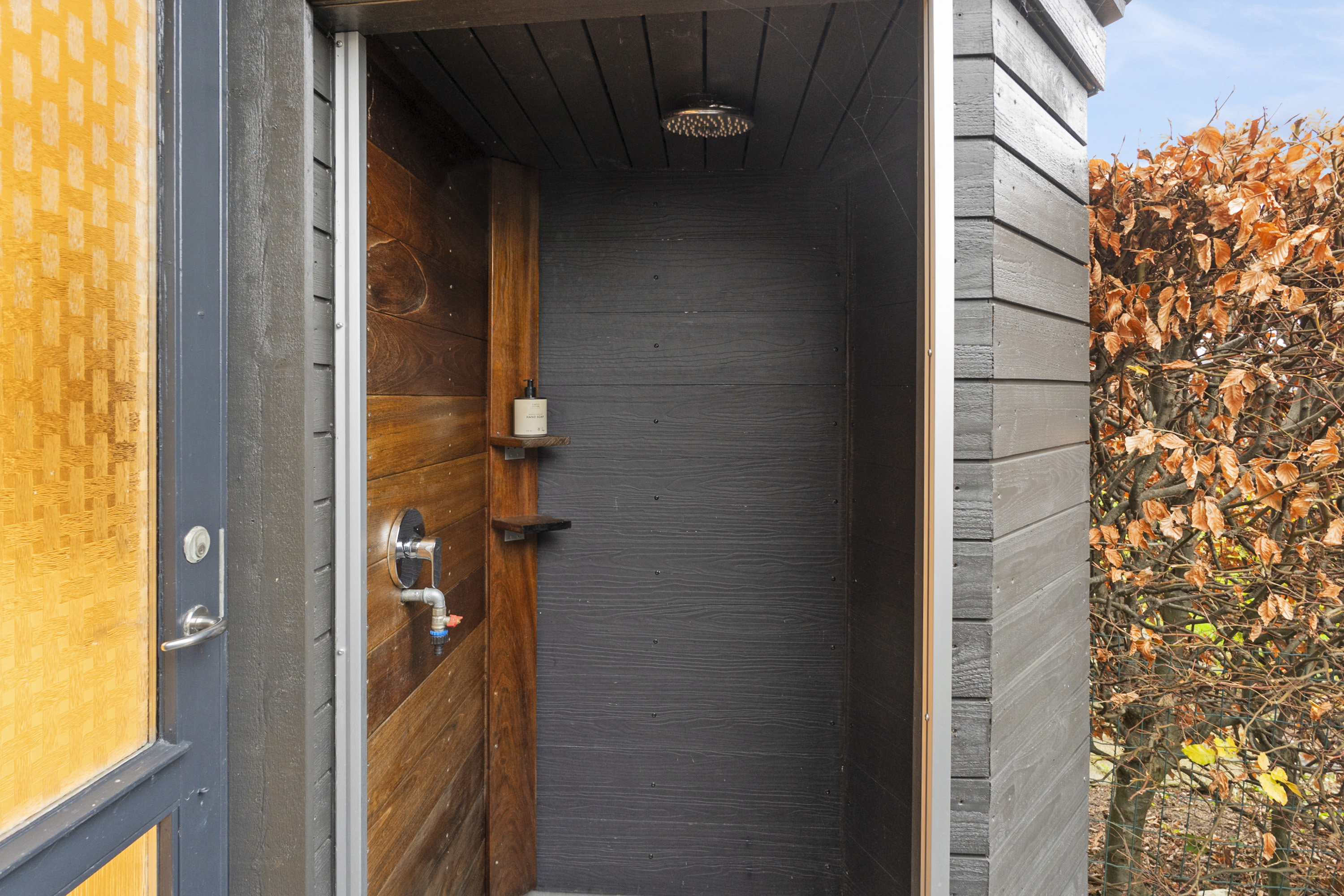 Fremhævet entré billede i fuldskærmstilstand. Billede af Søndervangen 13, Korning, 8700 Horsens