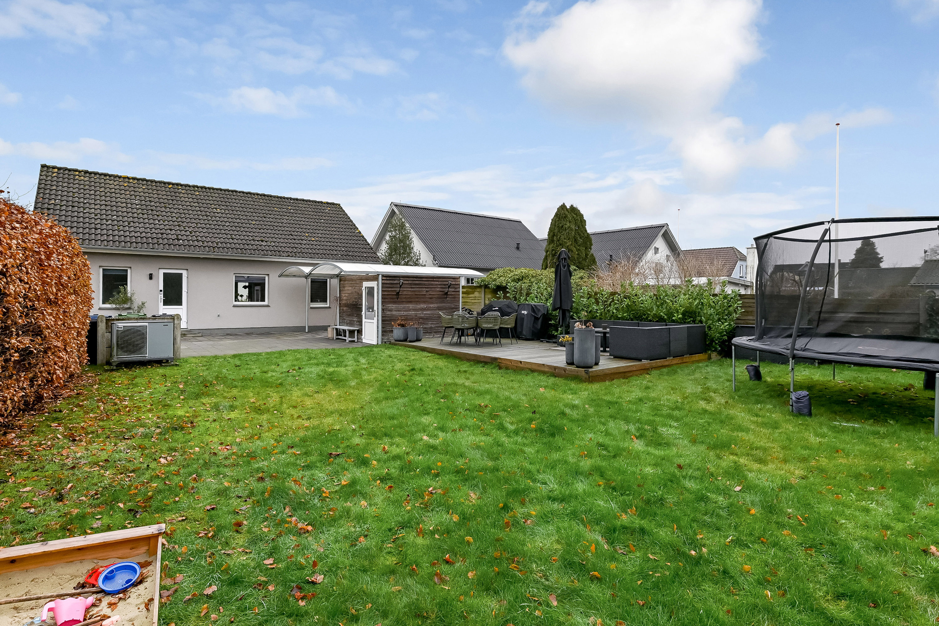 Fremhævet ejendommen billede i fuldskærmstilstand. Billede af Troldholmvej 4, Vrøgum, 6840 Oksbøl