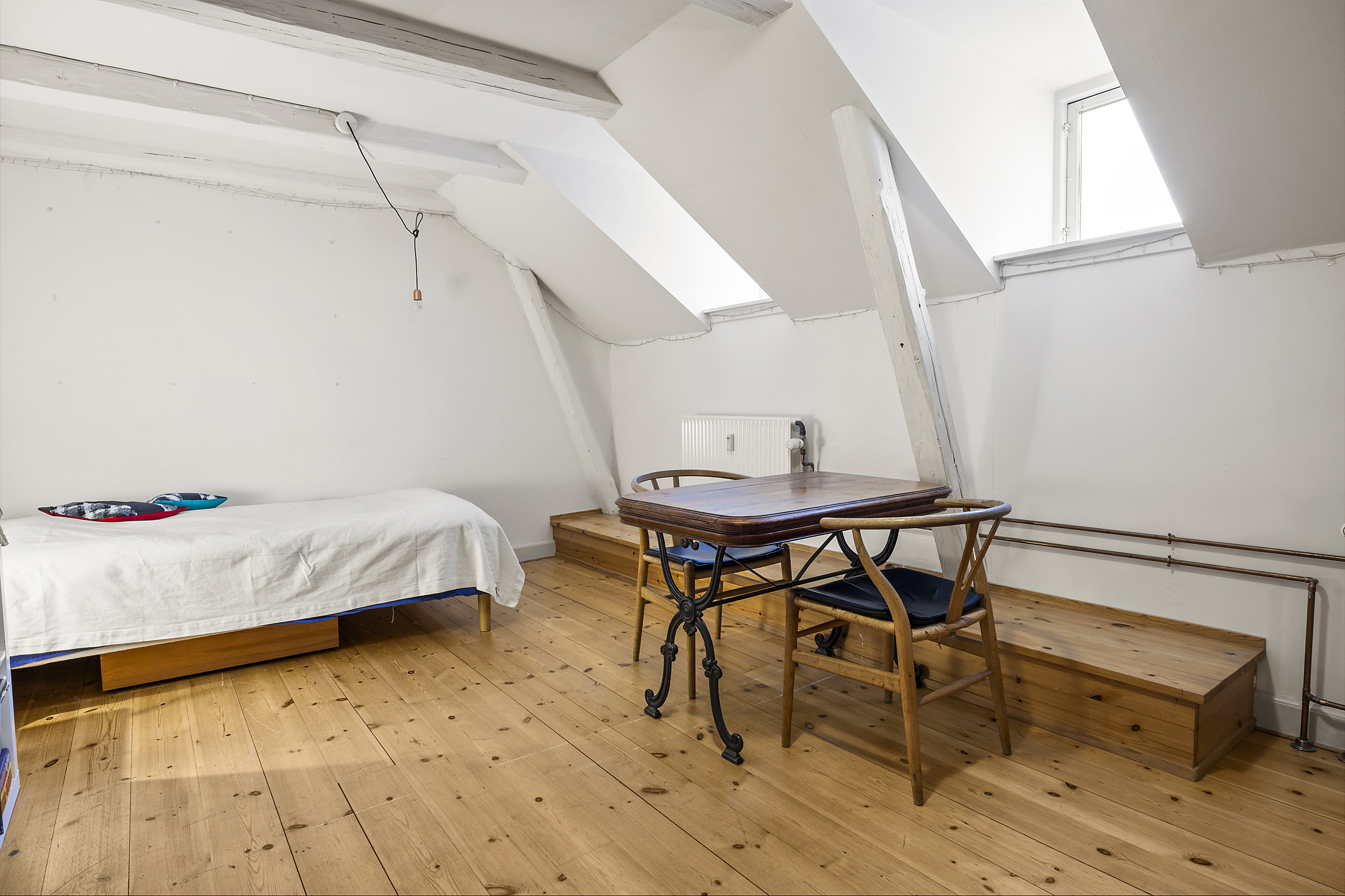 Fremhævet værelse billede i fuldskærmstilstand. Billede af Nørre Søgade 45, 4. th., 1370 København K