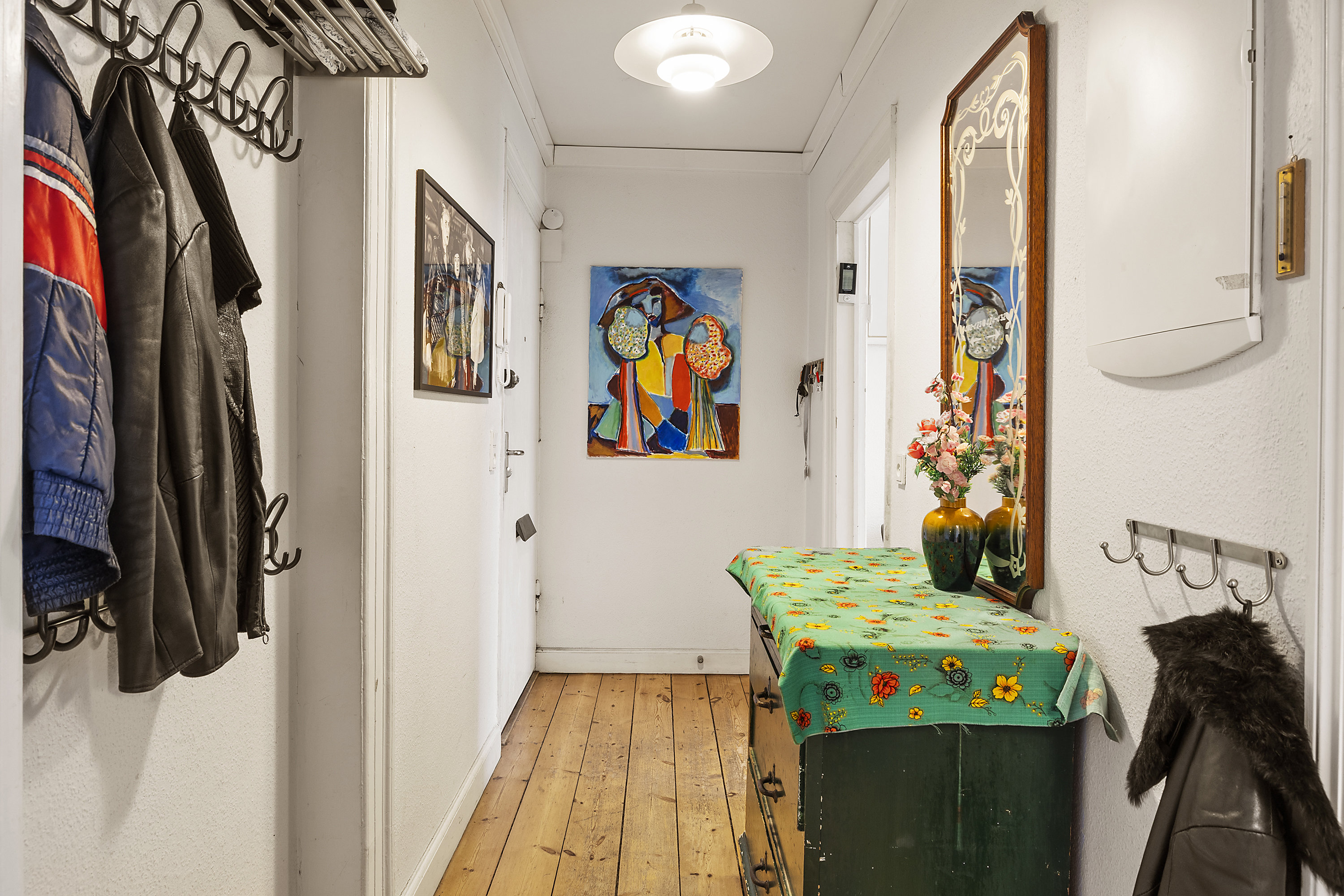 Fremhævet entré billede i fuldskærmstilstand. Billede af Nørre Søgade 45, 4. th., 1370 København K