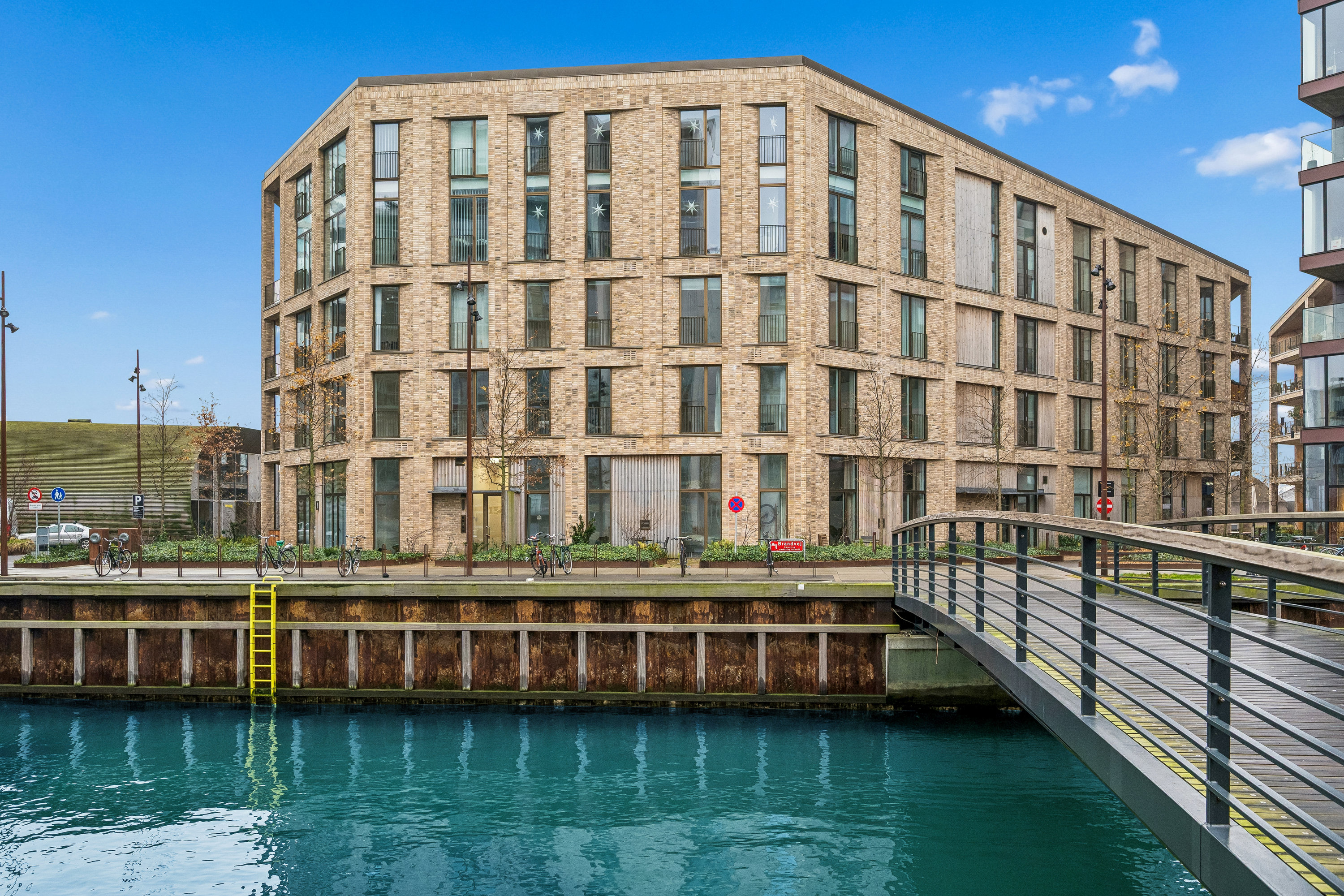 Fremhævet altan billede i fuldskærmstilstand. Billede af Irma Pedersens Gade 154, st.. 3., 8000 Aarhus C