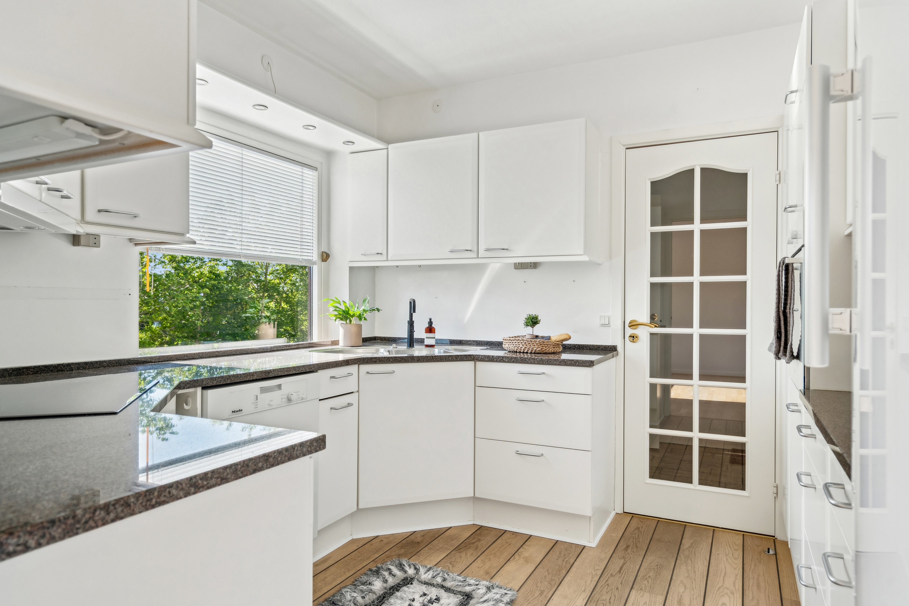 Fremhævet  billede i fuldskærmstilstand. Billede af Jakob Skomager Vej 1, 1. th., Hasseris, 9000 Aalborg