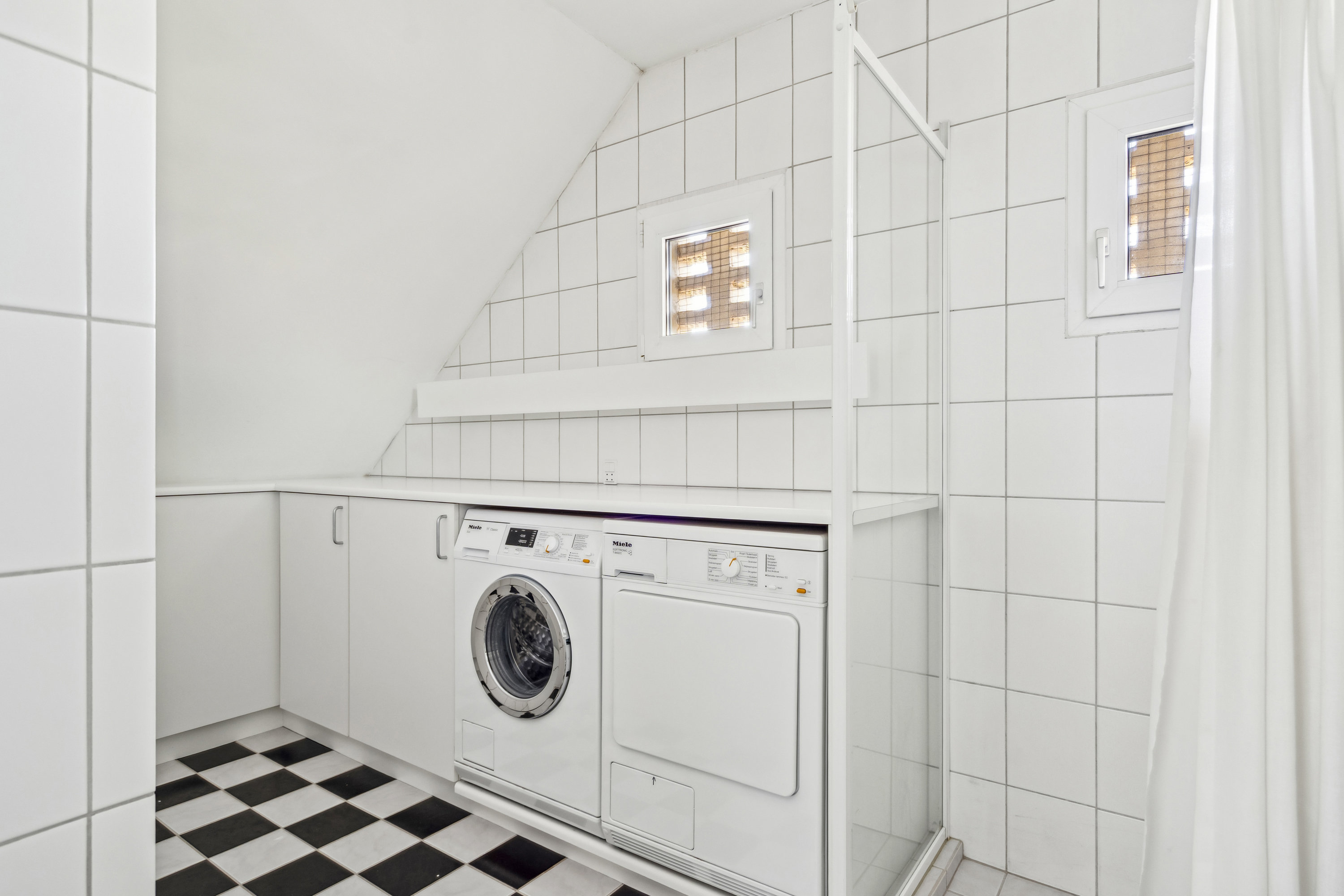 Fremhævet  billede i fuldskærmstilstand. Billede af Jakob Skomager Vej 1, 1. th., Hasseris, 9000 Aalborg