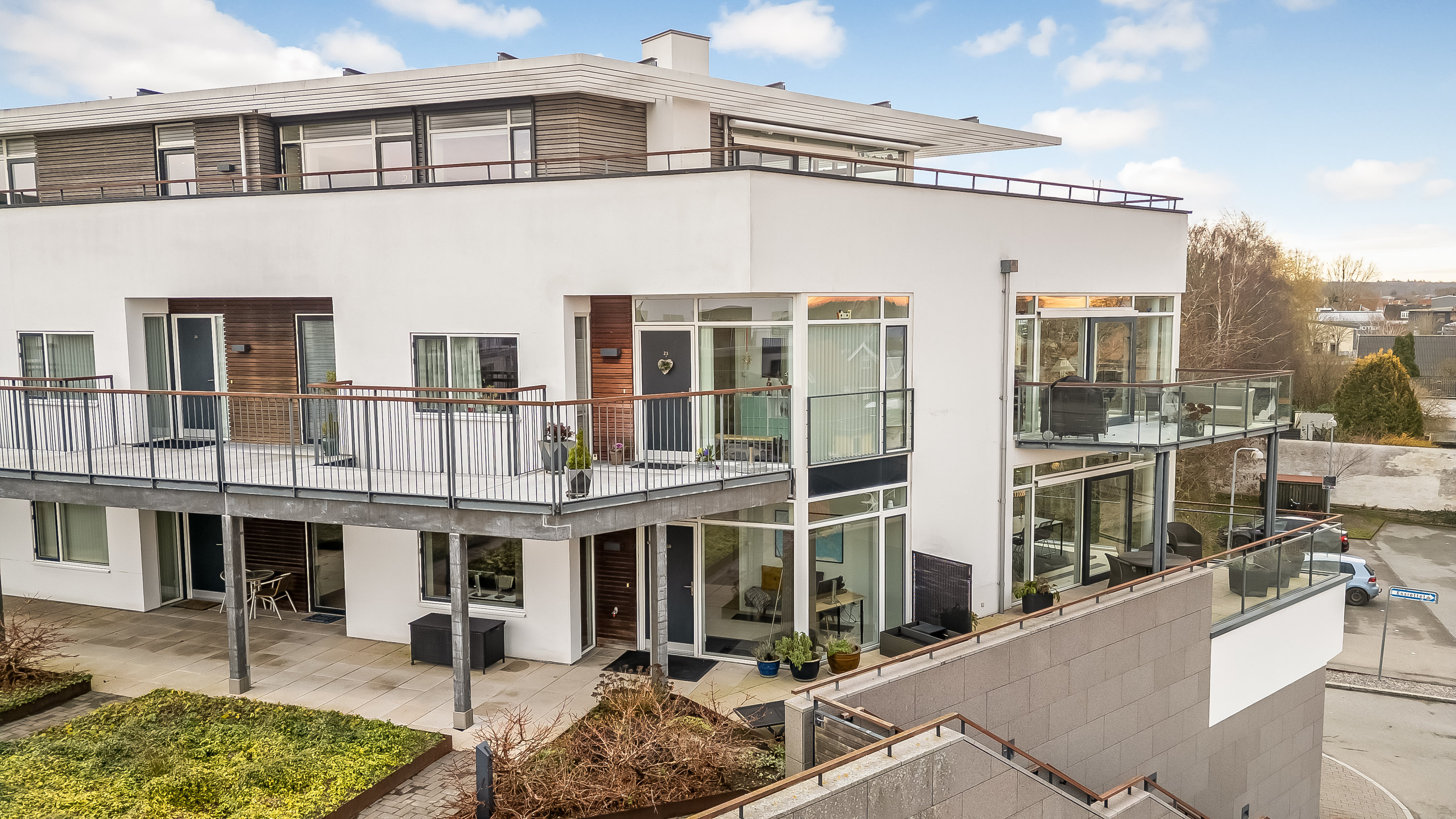 Fremhævet andet billede i fuldskærmstilstand. Billede af Trollesvej 4, 1. 16., 3400 Hillerød