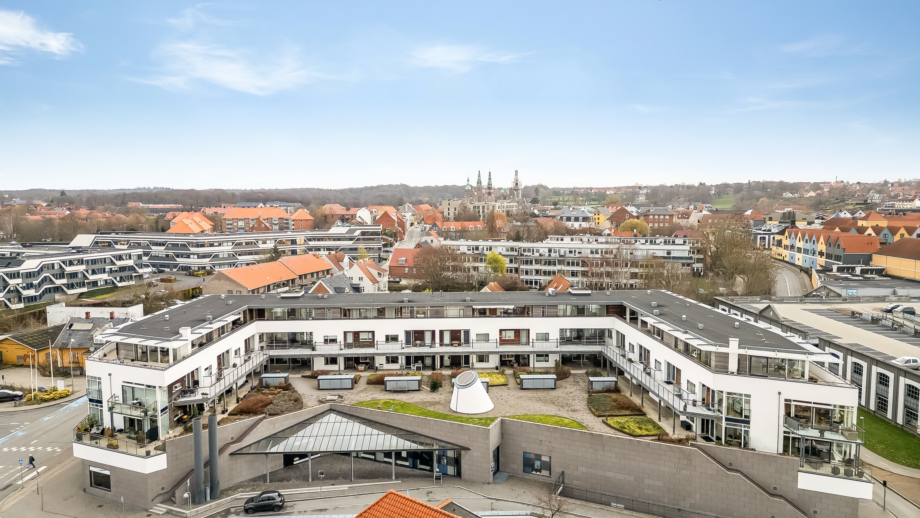 Fremhævet udsigt billede i fuldskærmstilstand. Billede af Trollesvej 4, 1. 16., 3400 Hillerød